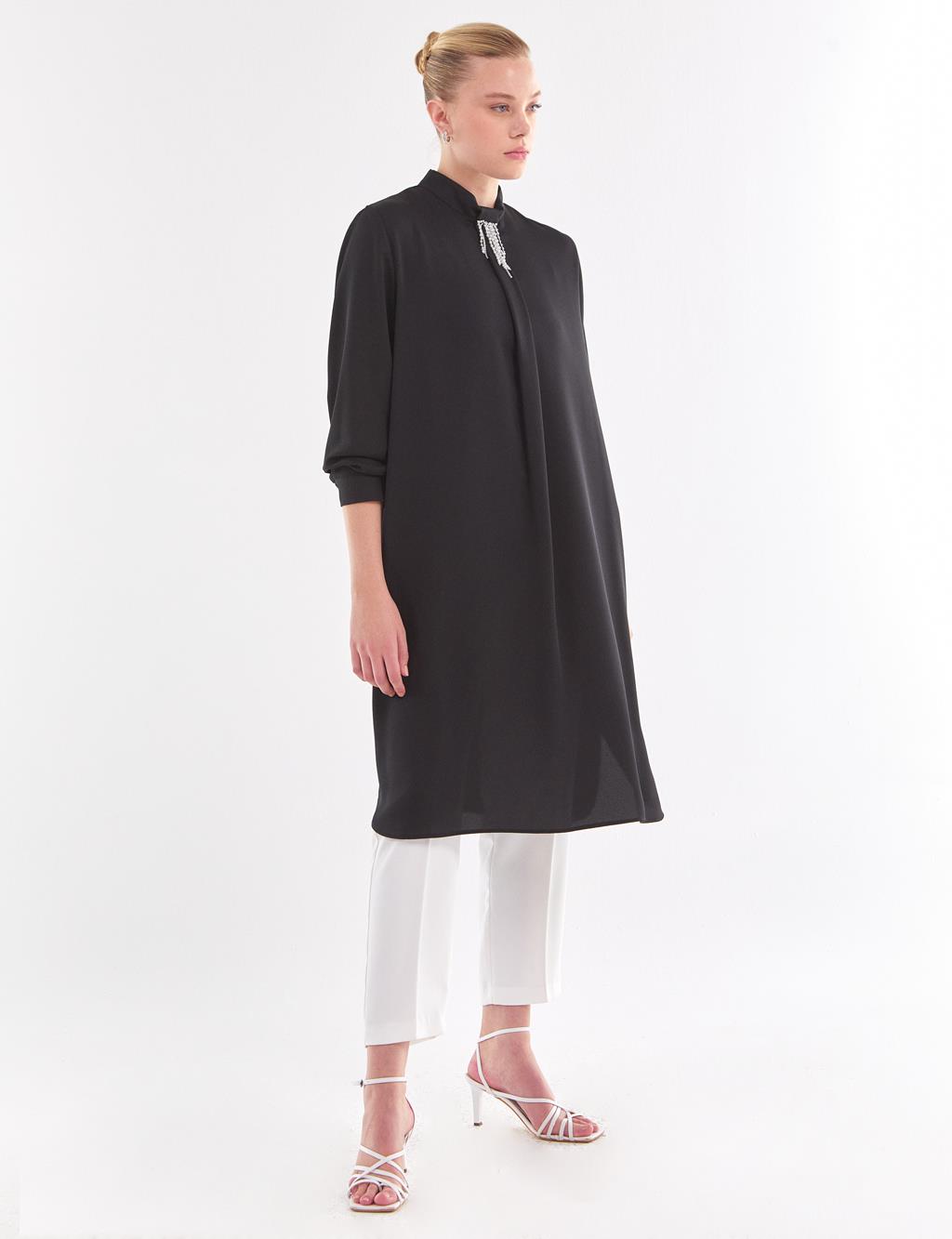 Embroidered Standing Collar Tunic Black