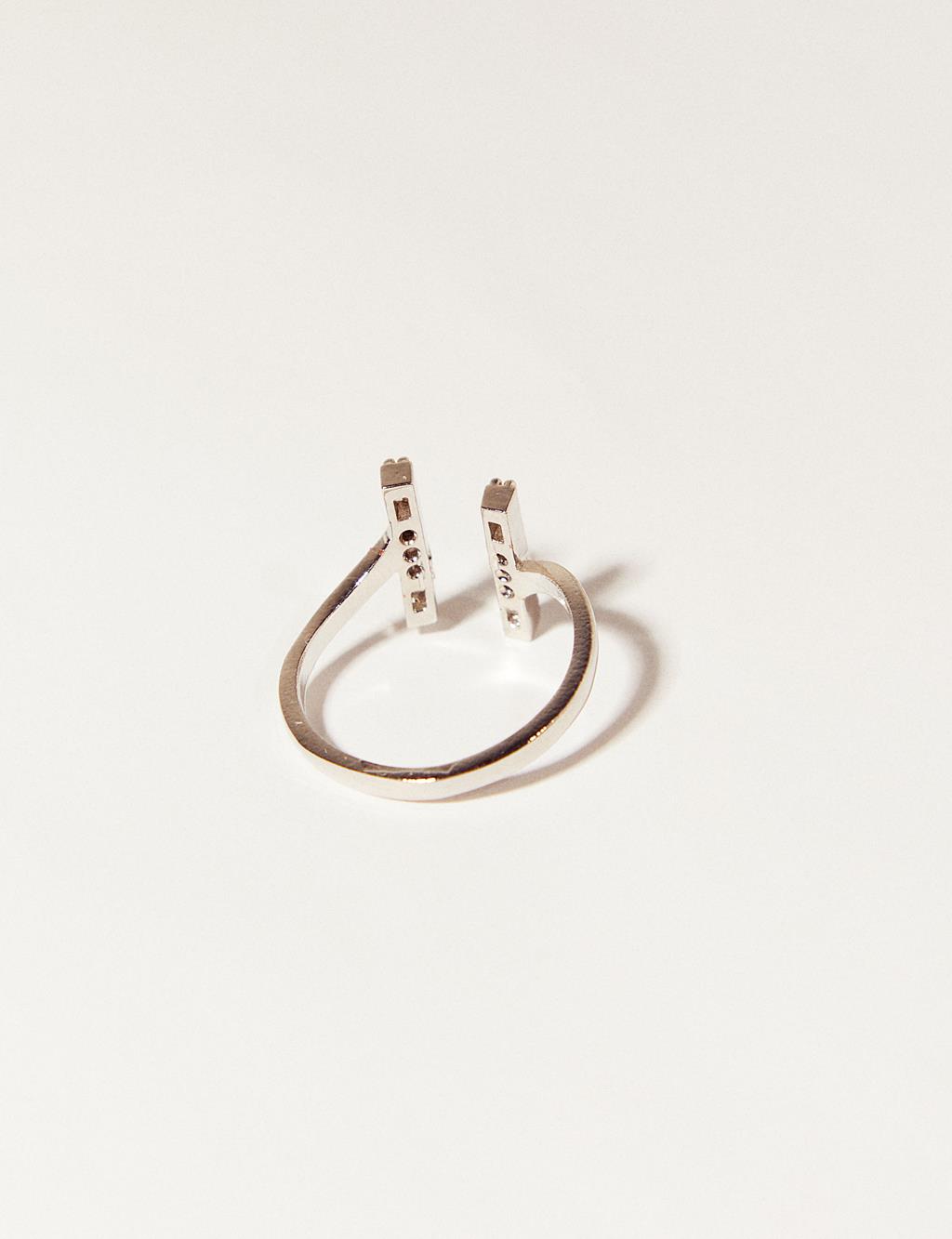 Stick Shaped Ring Silver