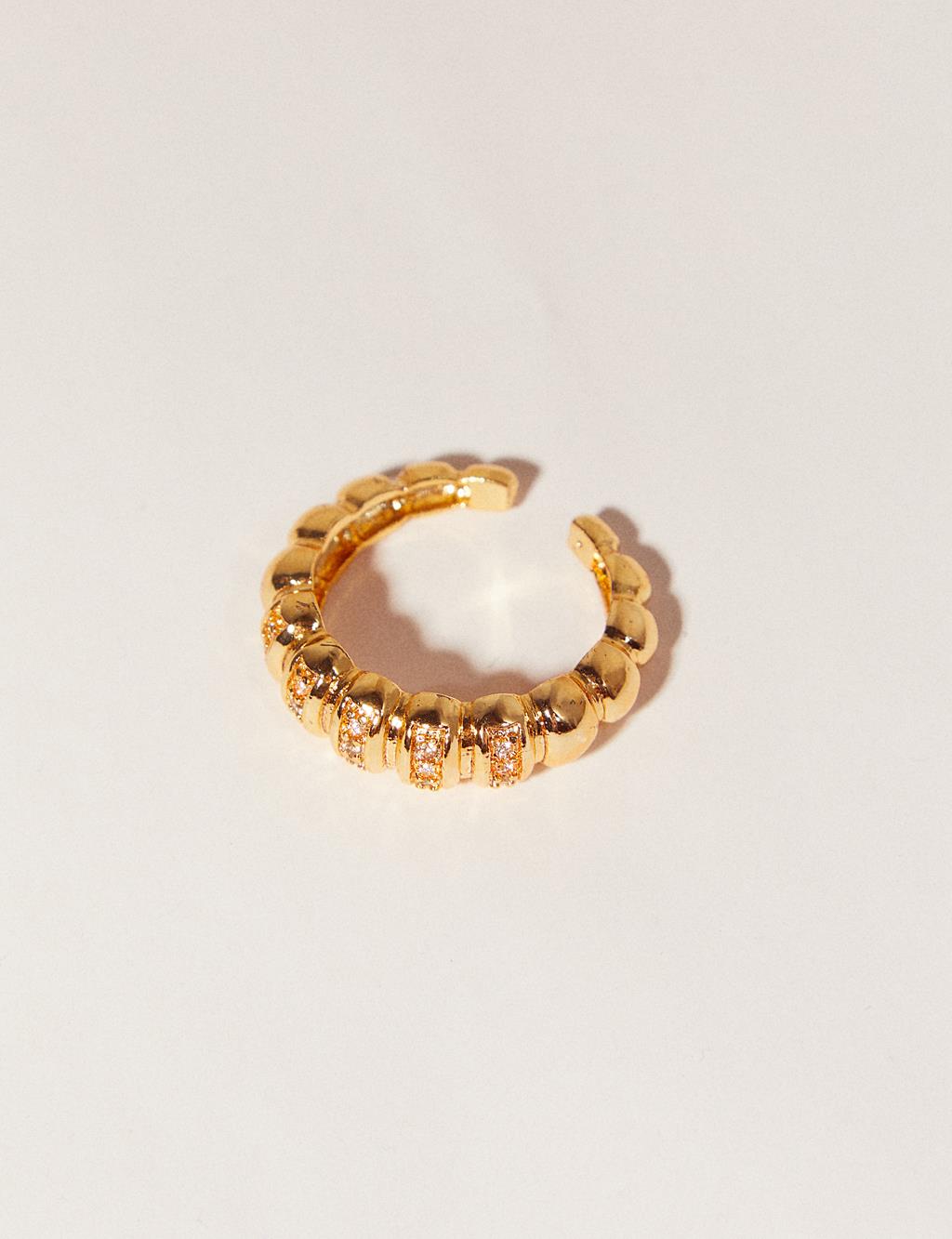 Zircon Stone Mussel Ring Gold