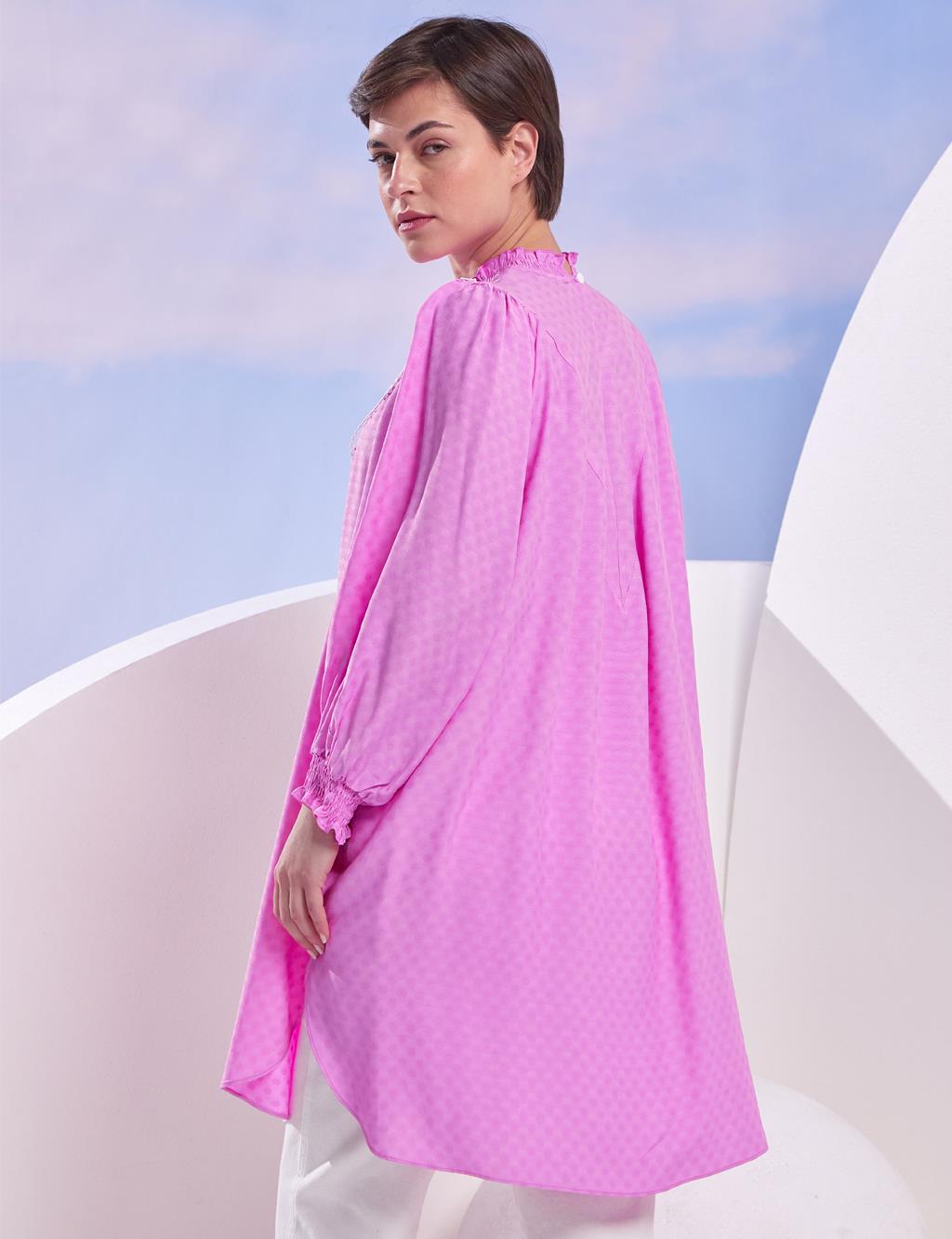 Şerit Güpürlü Büzgü Yaka Tunik Şeker Pembe