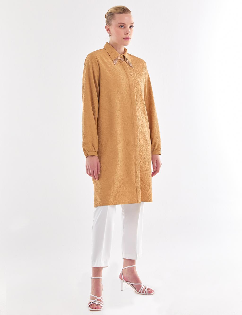 Tasseled Collar Tunic Beige