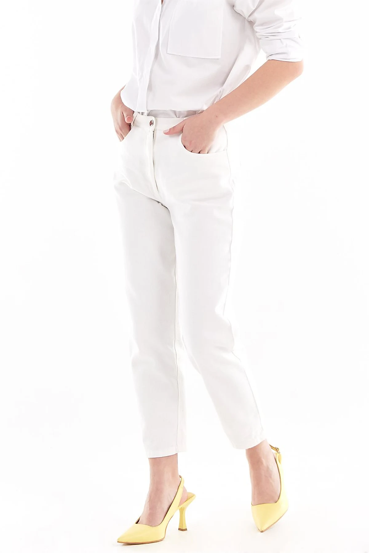 Havuç Kesim Denim Pantolon Beyaz