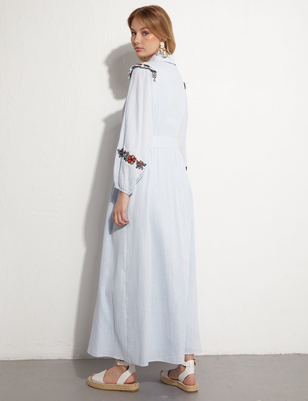 Floral Embroidery Long Dress Blue