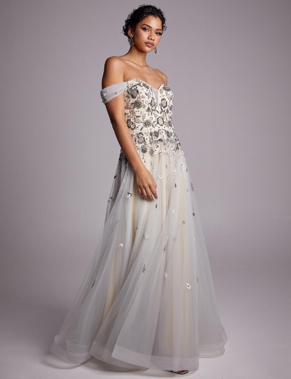 TIARA Dökümlü Straplez Abiye Badem Sütü