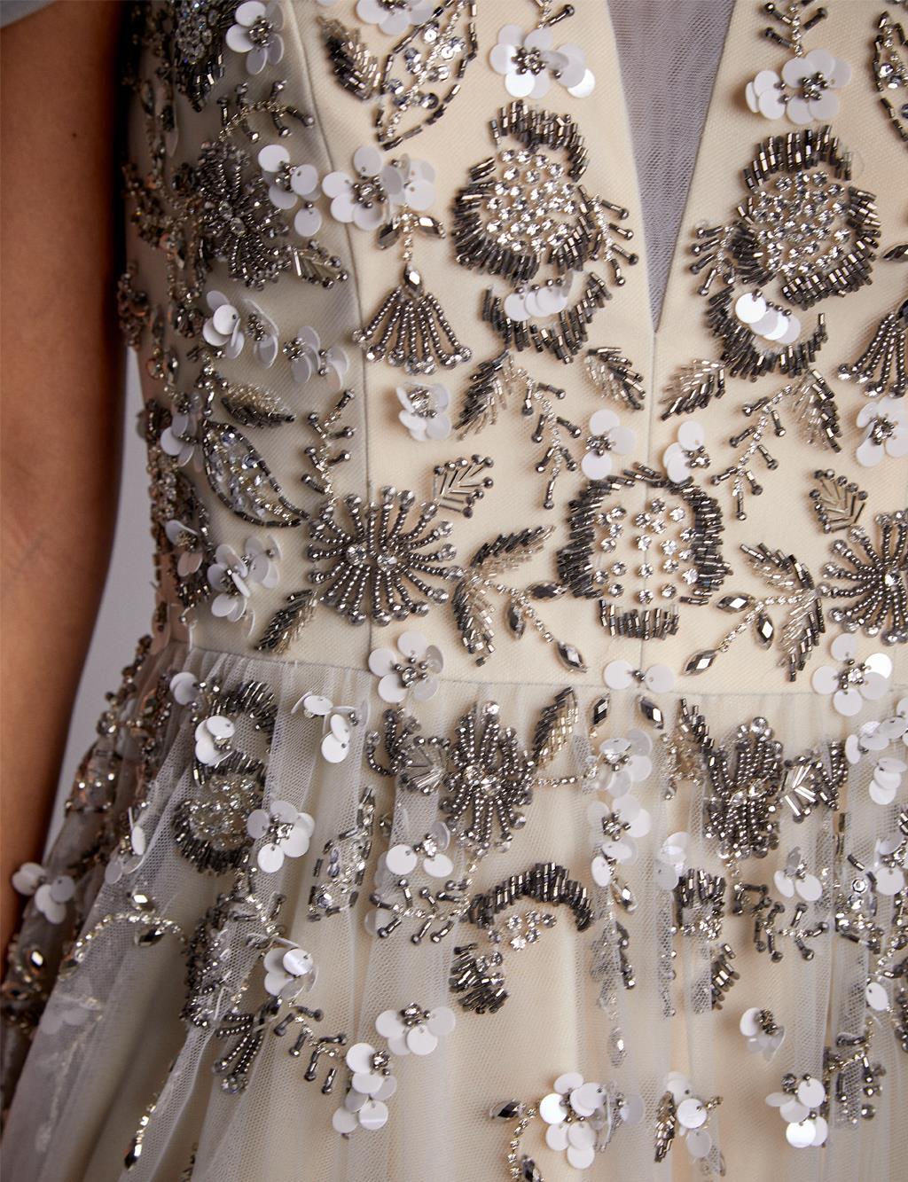 TIARA Dökümlü Straplez Abiye Badem Sütü