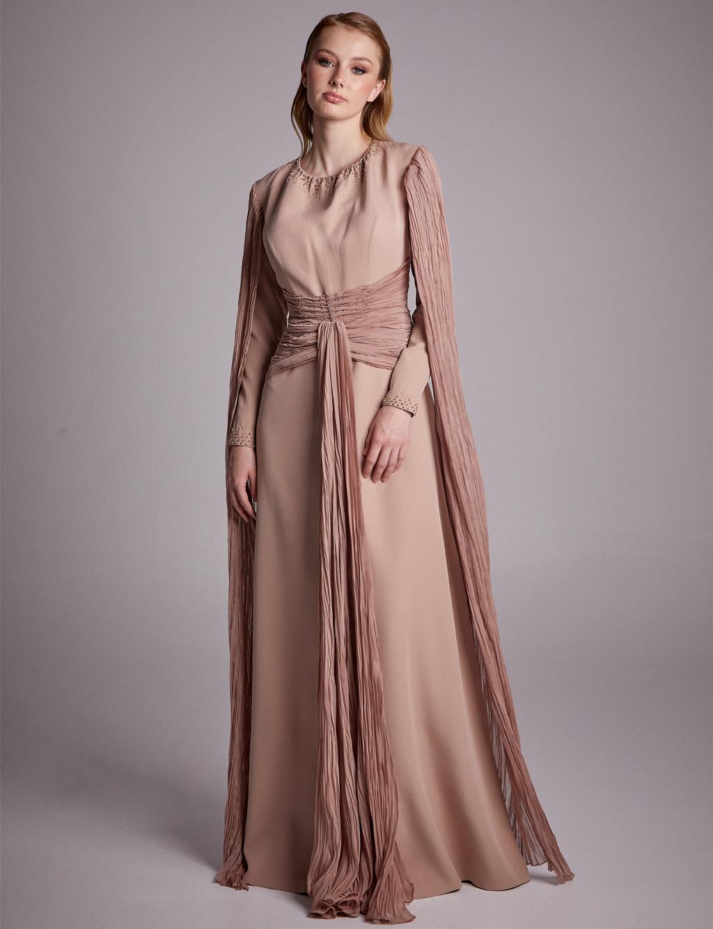 Tül Detaylı Drapeli Abiye Bej