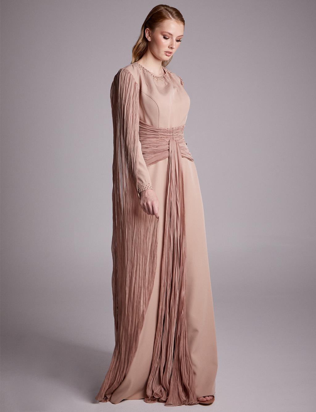 Tül Detaylı Drapeli Abiye Bej