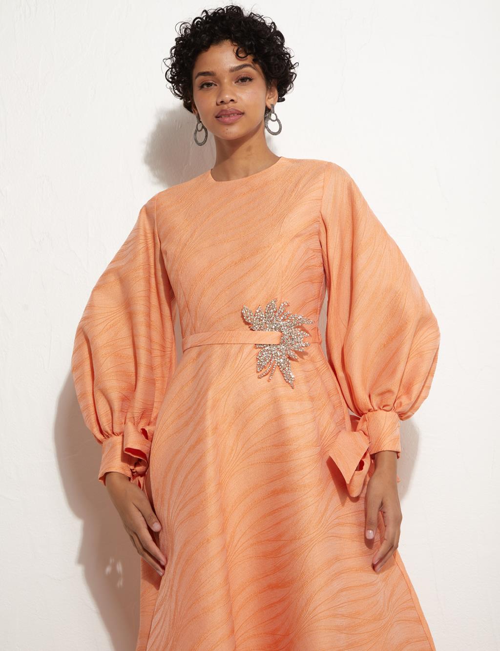 Embroidered Balloon Sleeve Dress Peach
