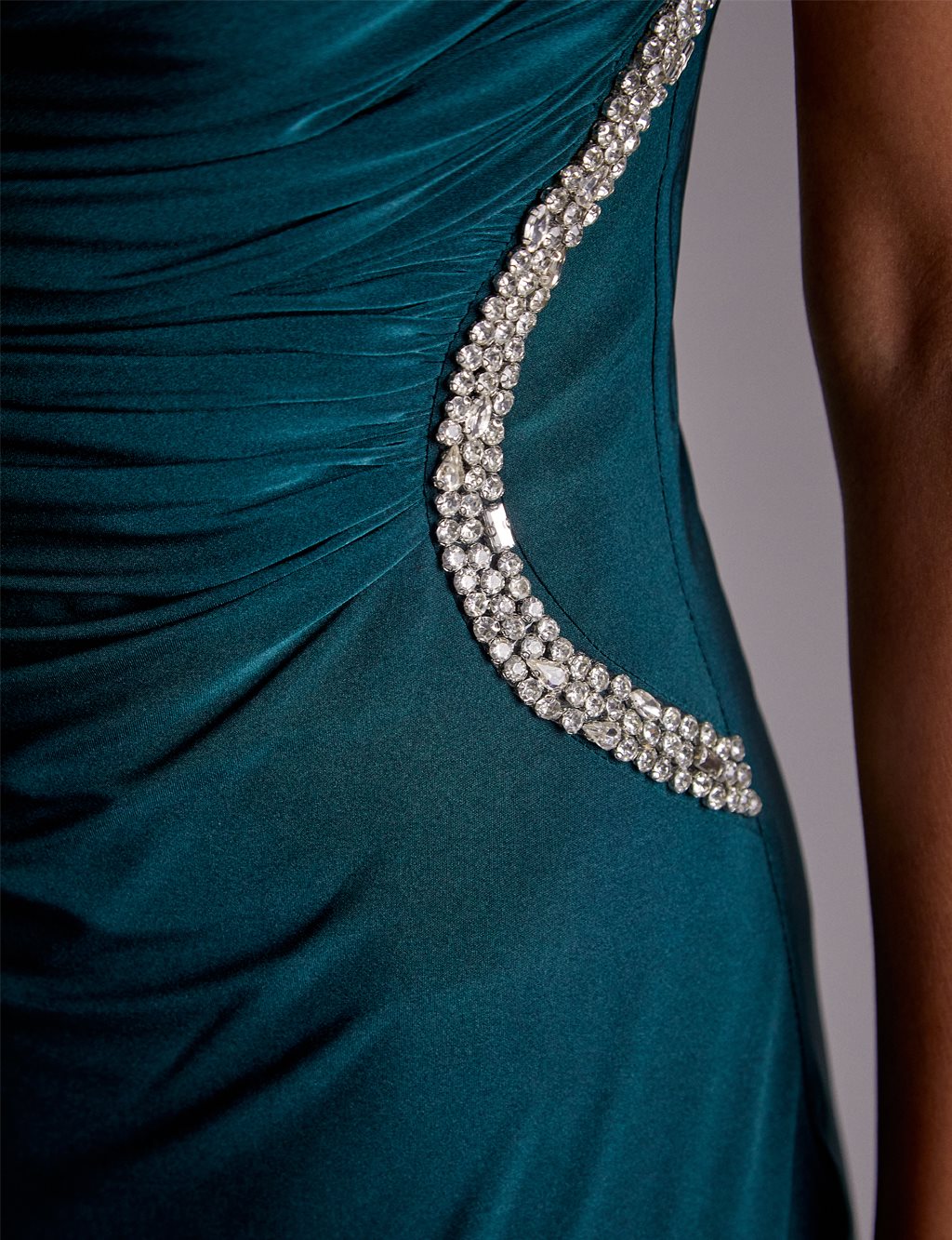 Fish Form Strapless Evening Dress Emerald