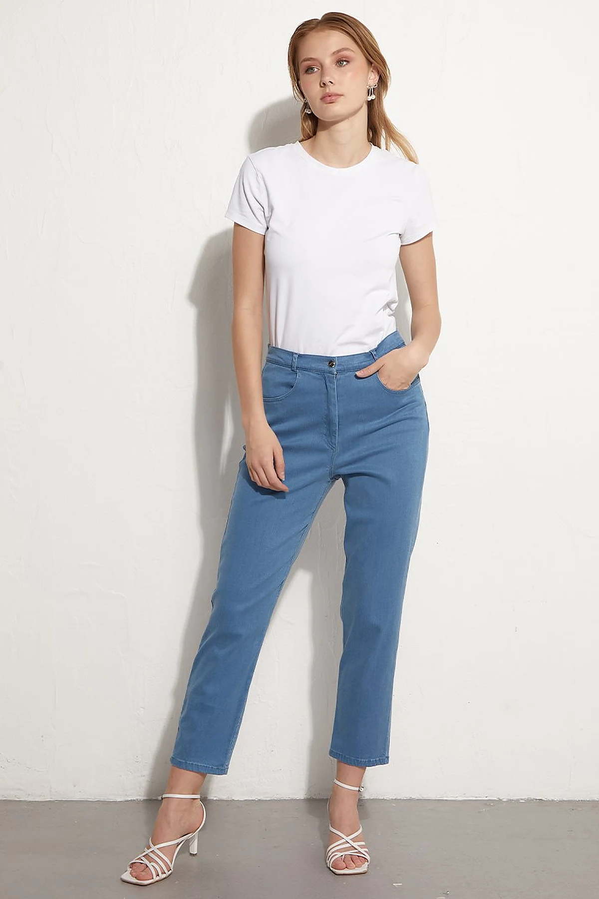 Havuç Kesim Denim Pantolon İndigo