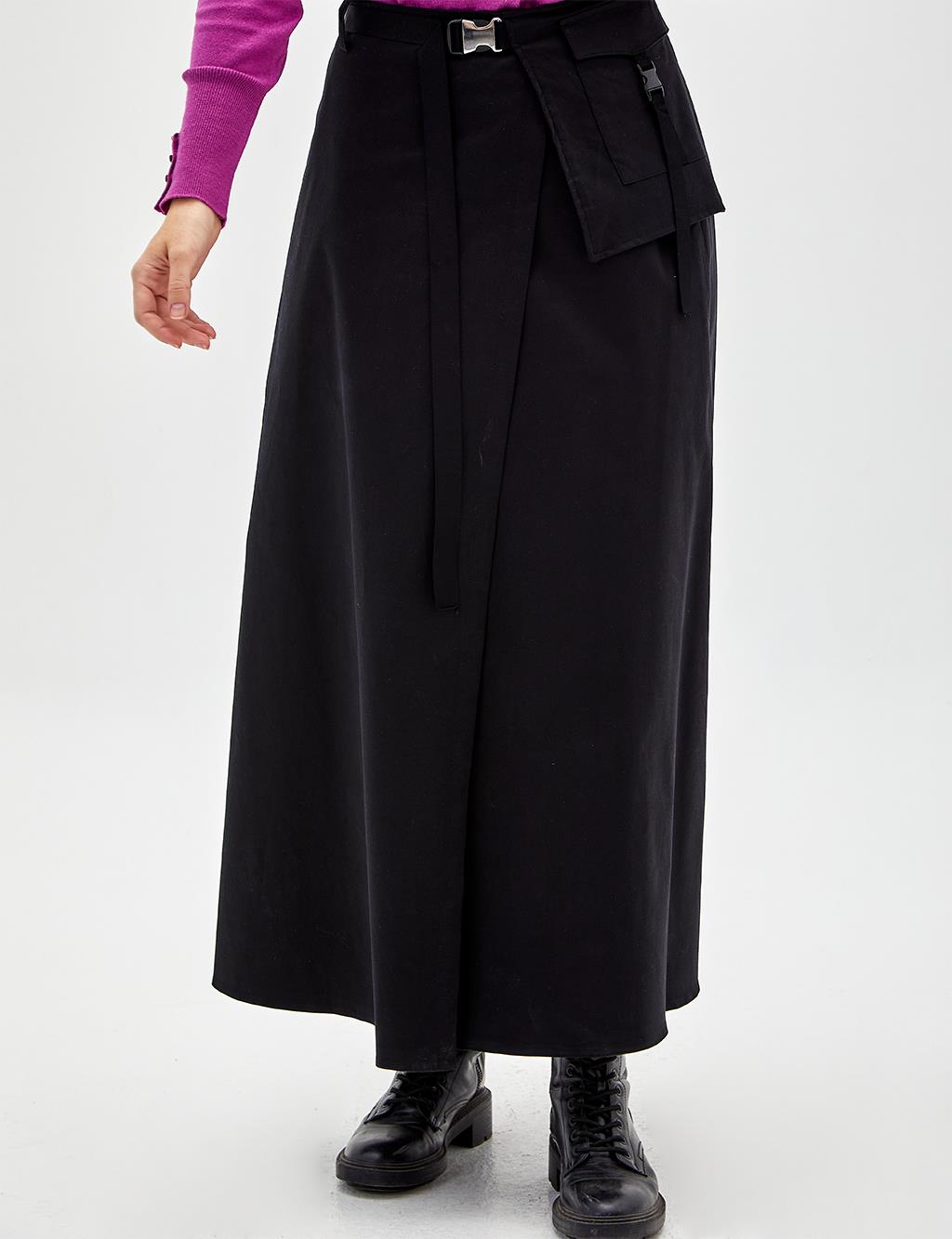 A-Line Skirt with Big Pockets Black