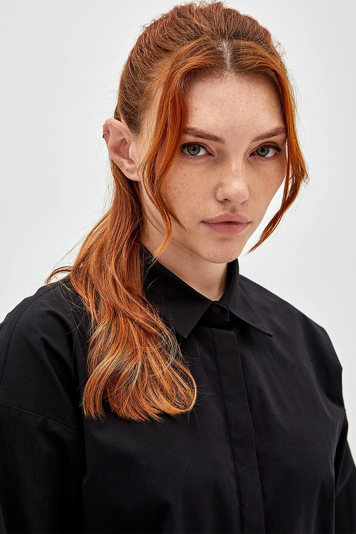 Hidden Placket Basic Tunic Black