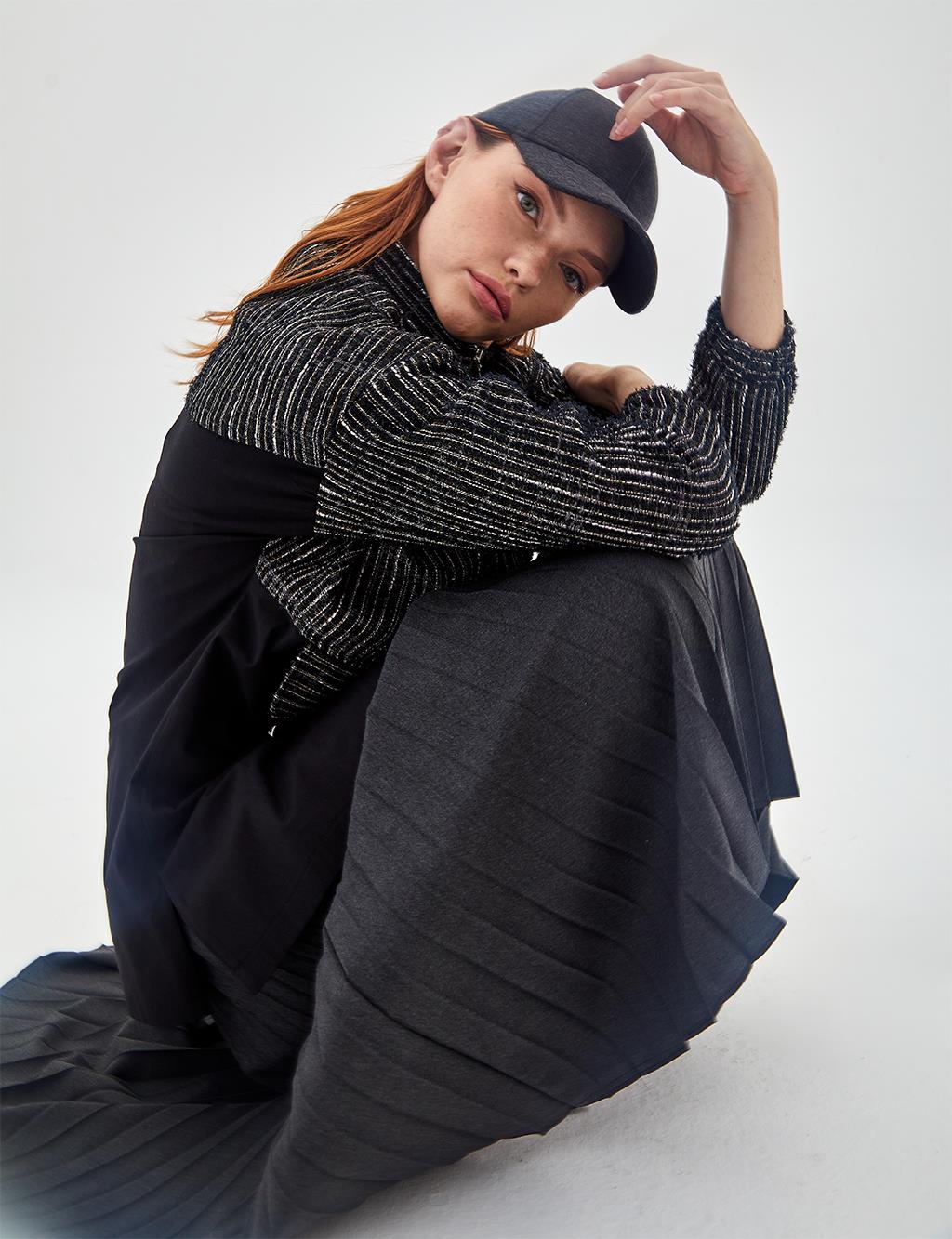 Fitilli Yarım Fermuar Sweatshirt Siyah