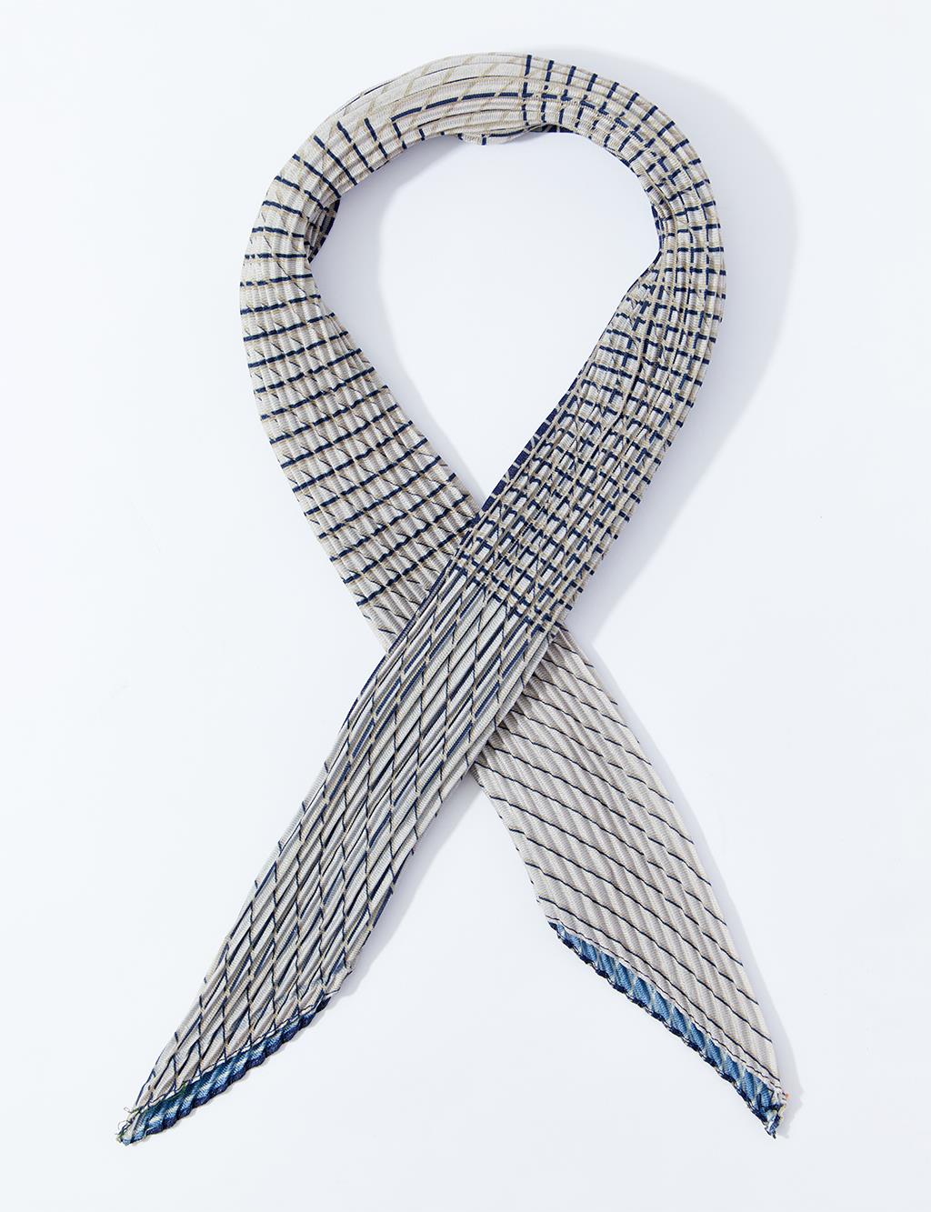 Pleated Foulard Navy