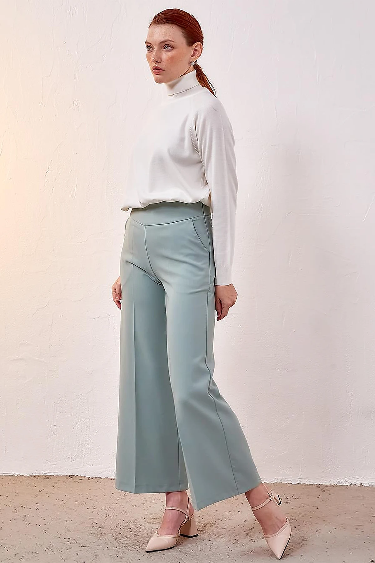 Cepli Geniş Paça Pantolon Buz Yeşili