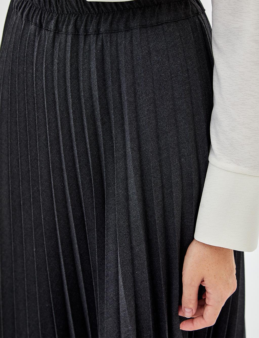 Elastic Waist Pleated Skirt Dark Grey