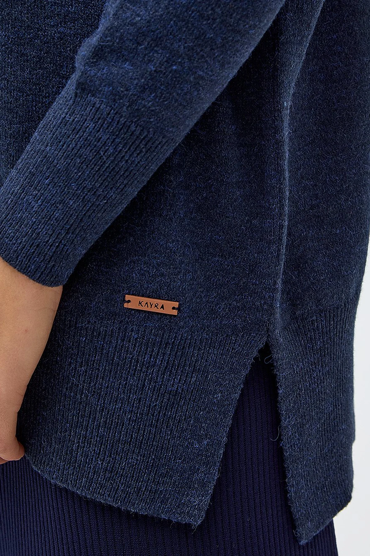 Drop-Shoulder Half Turtleneck Knit Tunic Navy Blue