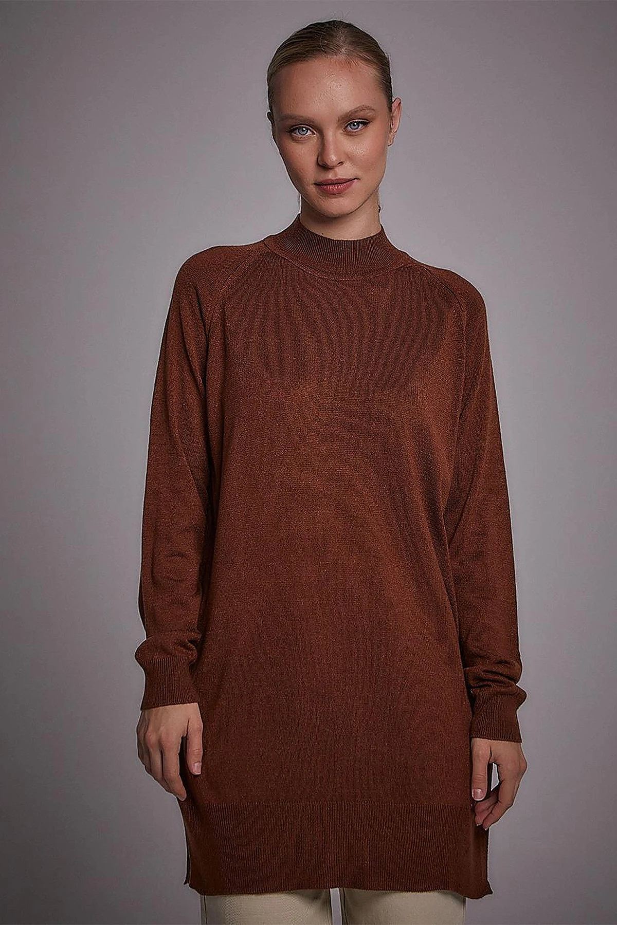 Half Turtleneck Knitwear Tunic Red Brown