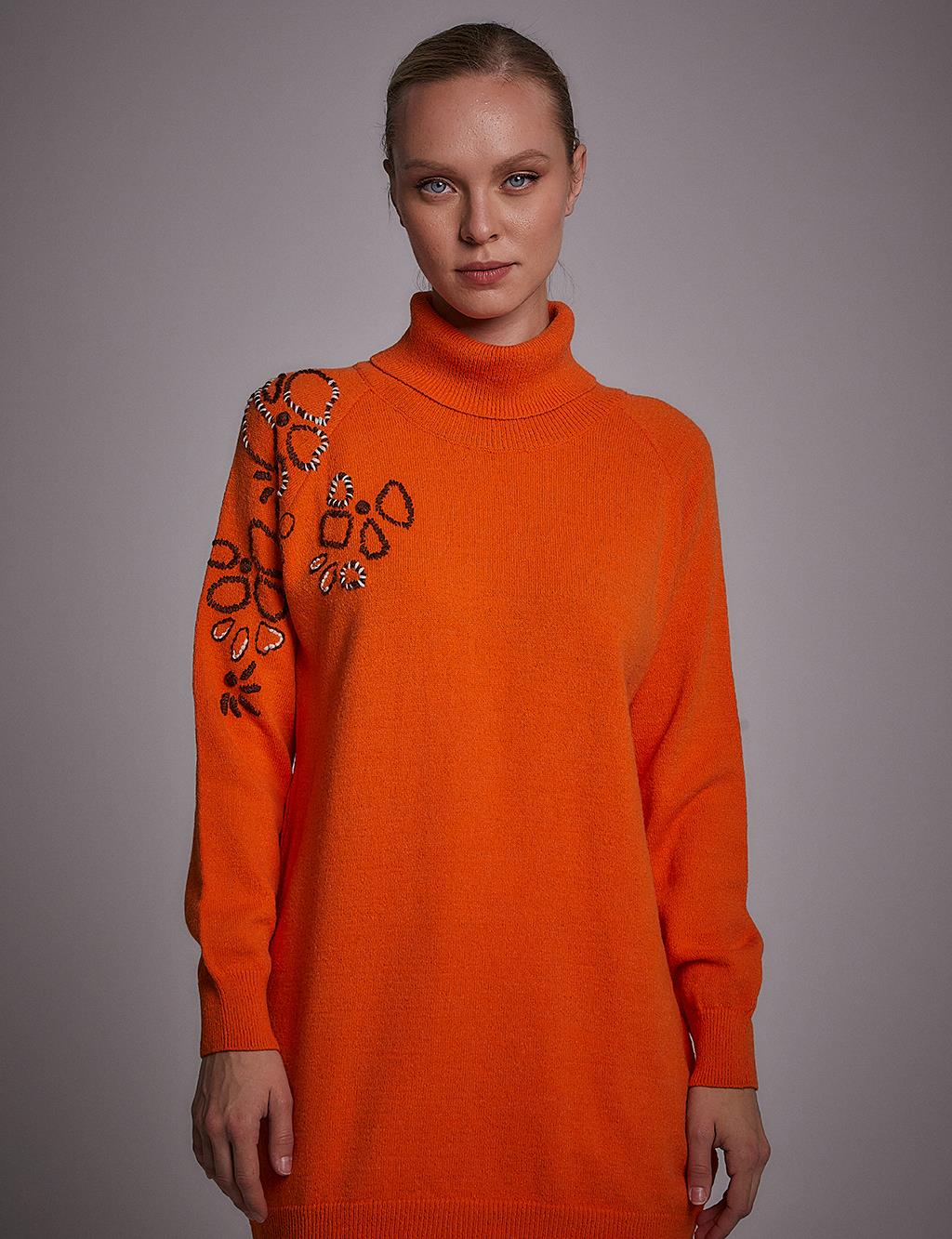 Motif Turtleneck Knitwear Tunic Orange