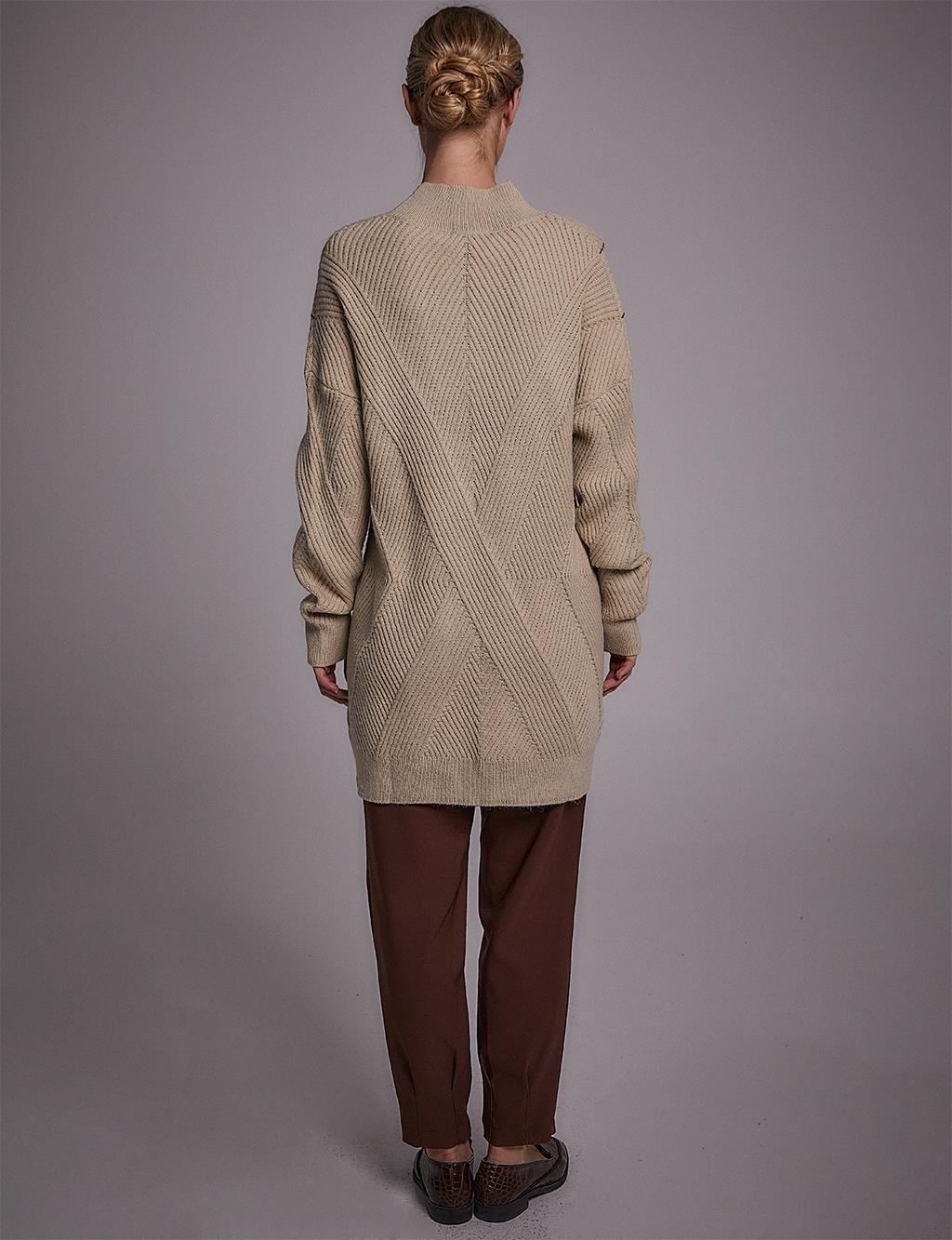 Exclusive Half Turtleneck Knitwear Tunic Cream