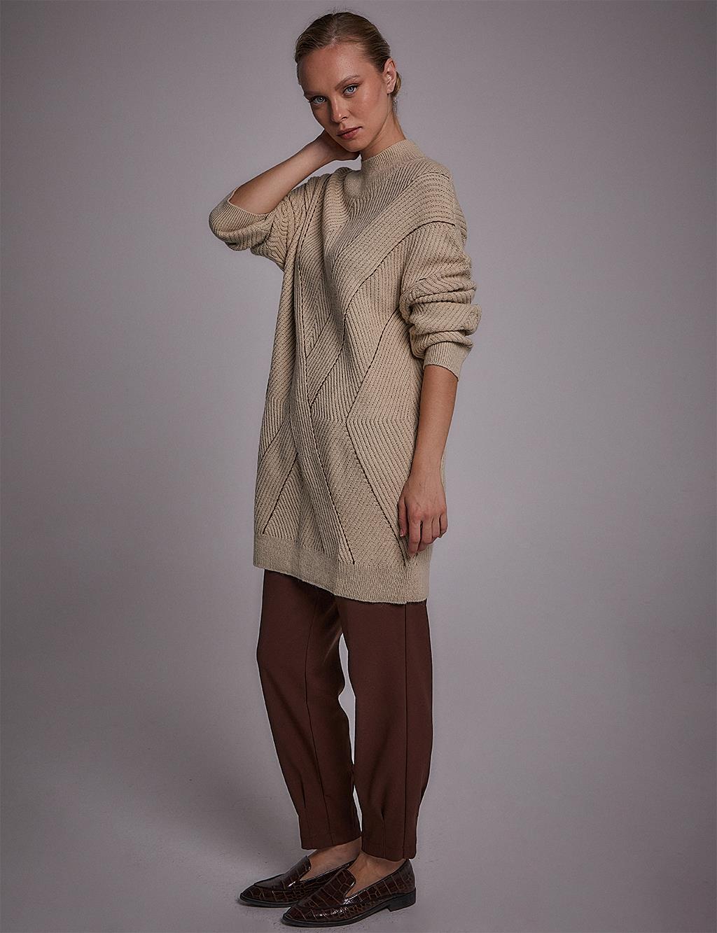 Exclusive Half Turtleneck Knitwear Tunic Cream