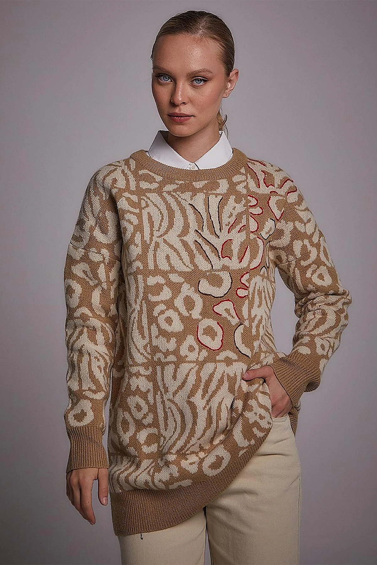 Exclusive Soyut Desenli Triko Tunik Bej-Ekru