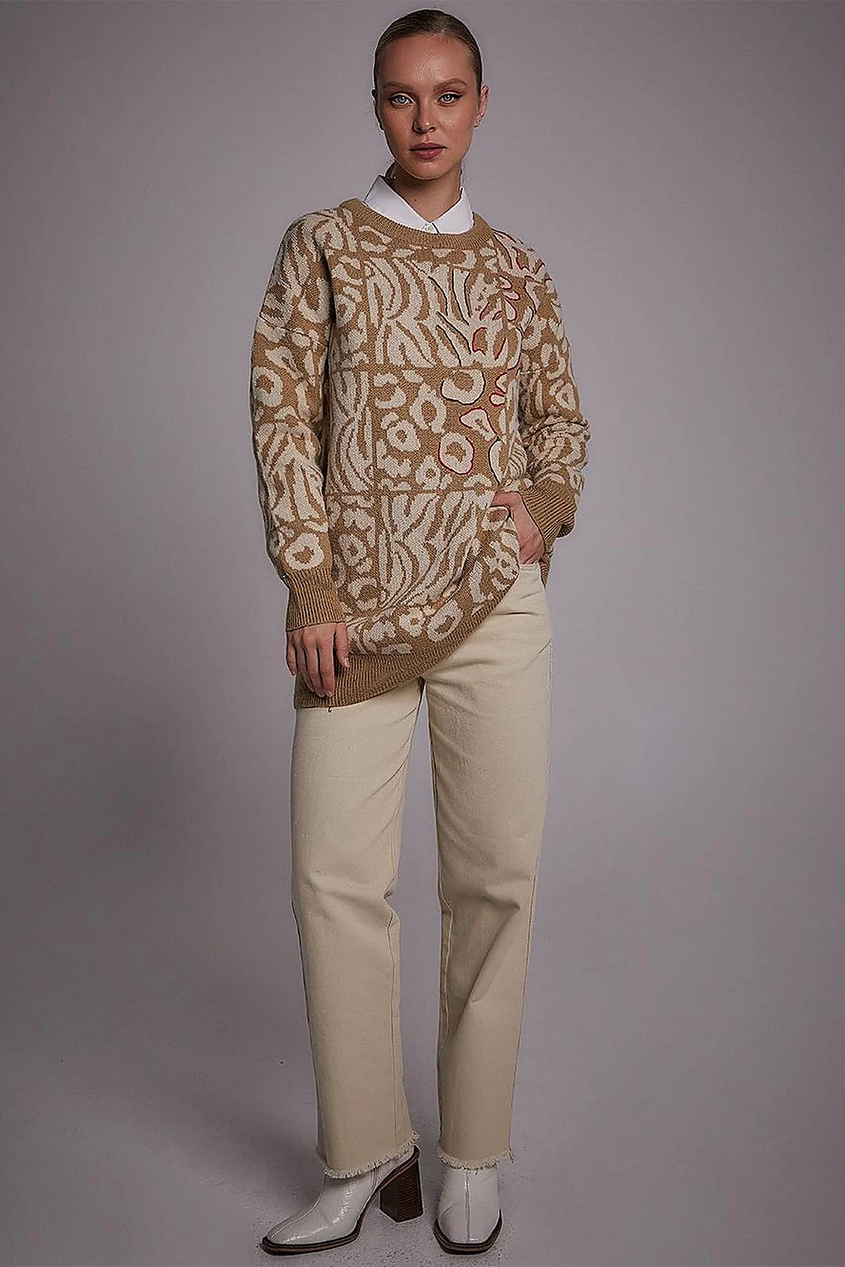 Exclusive Soyut Desenli Triko Tunik Bej-Ekru