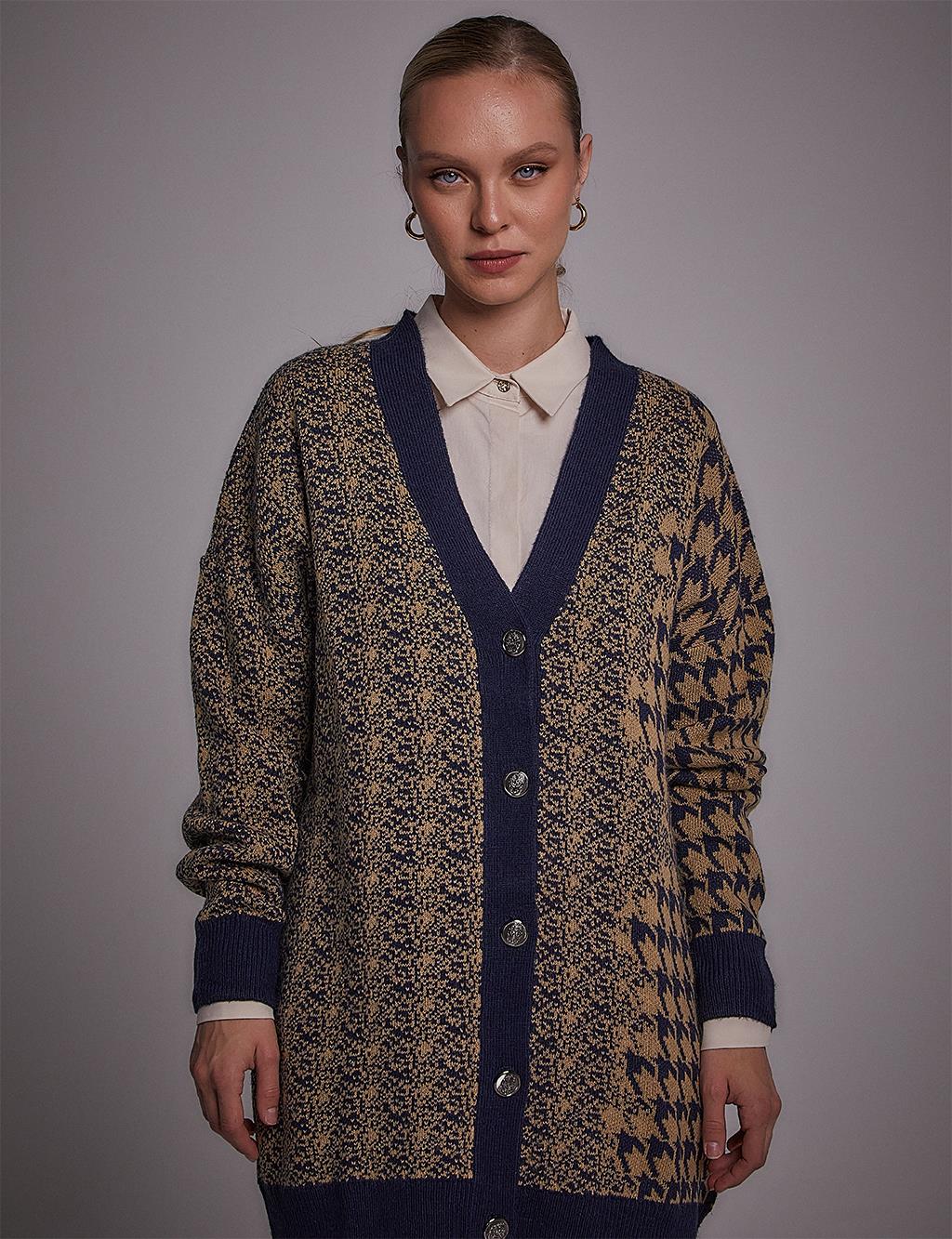 Exclusive Cardigan Navy Beige