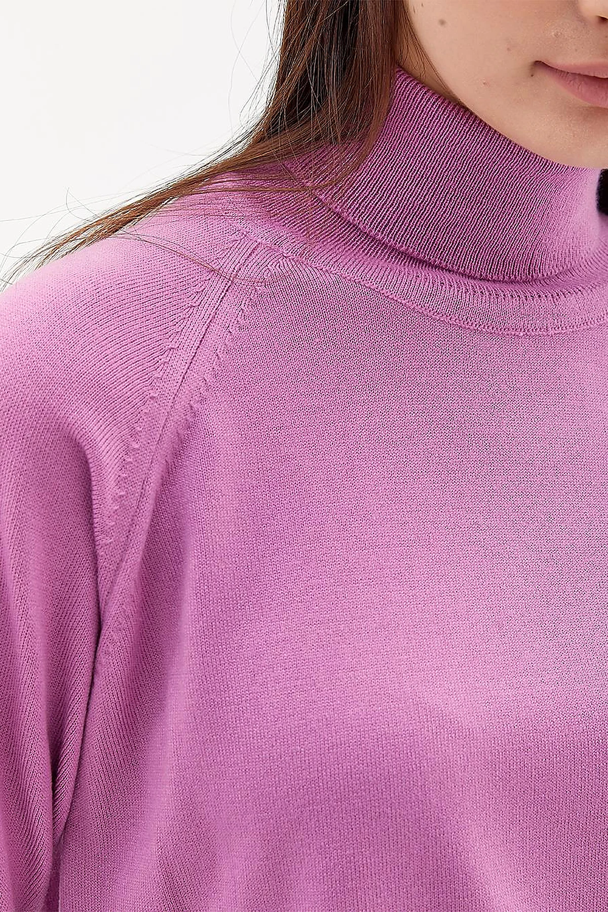Turtleneck Knit Blouse Lilac