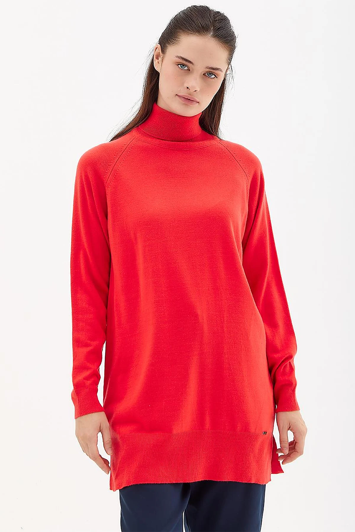 Turtleneck Knit Sweater in Pomegranate Blossom