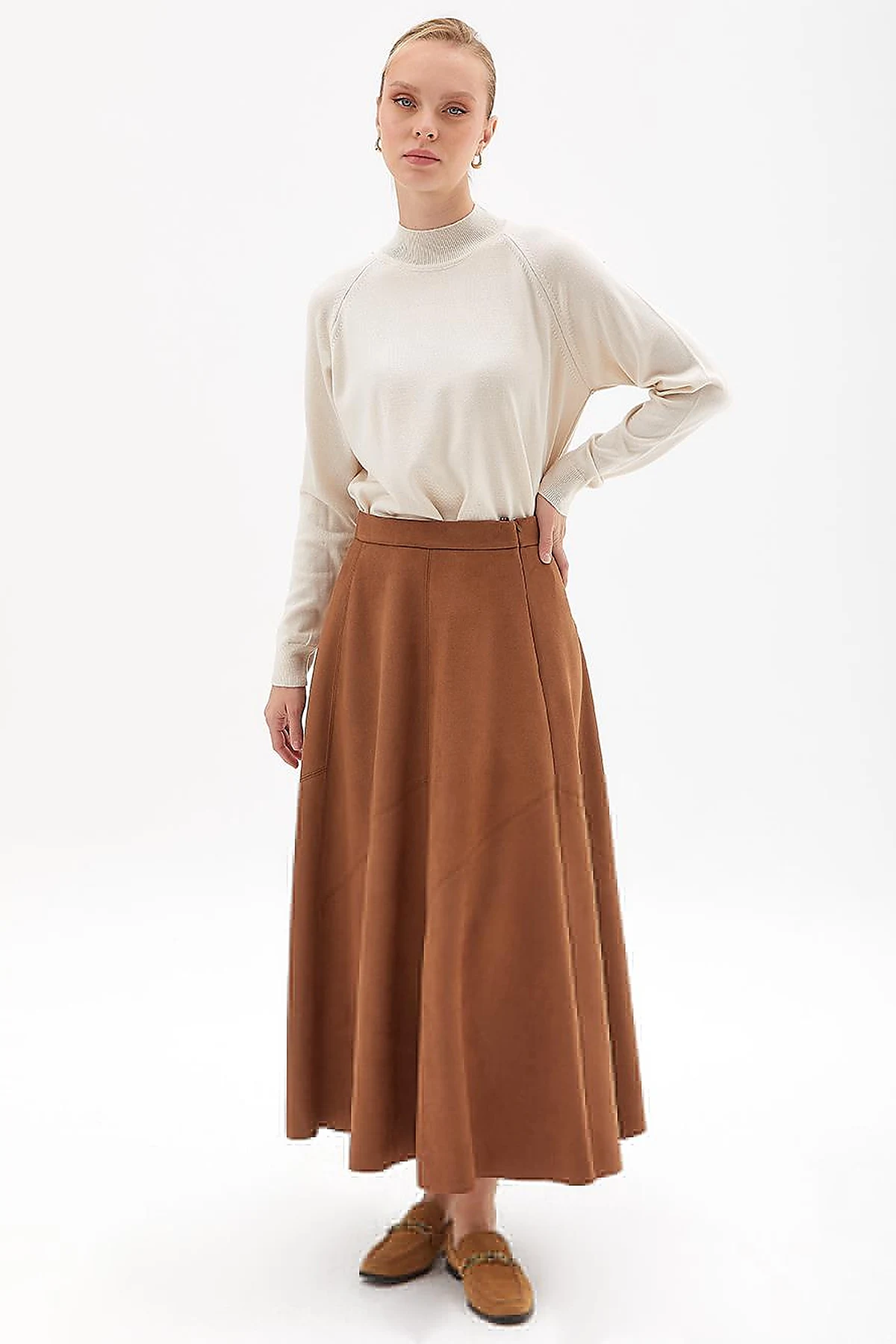 Süet Evaze Etek Camel