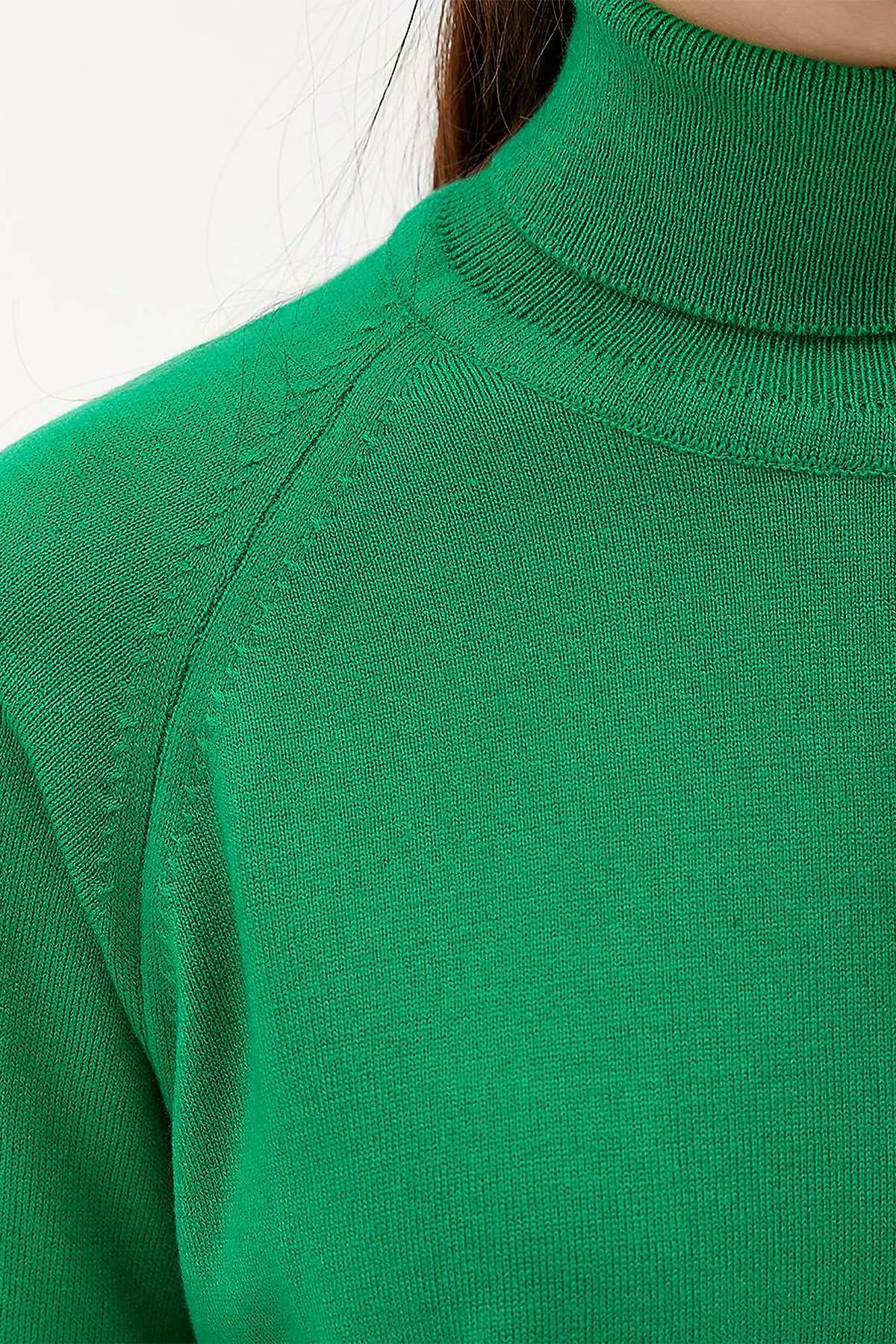 Turtleneck Knit Blouse Green