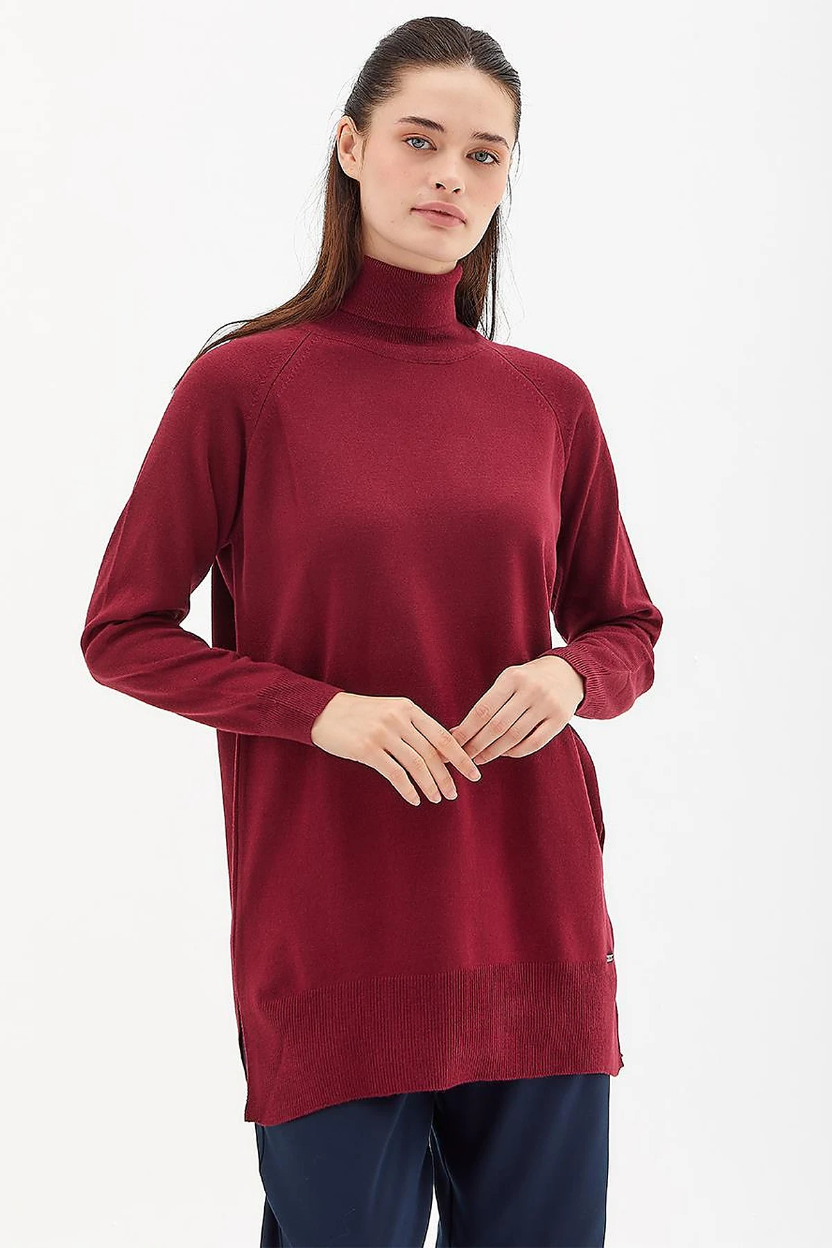 Turtleneck Knit Blouse Burgundy 