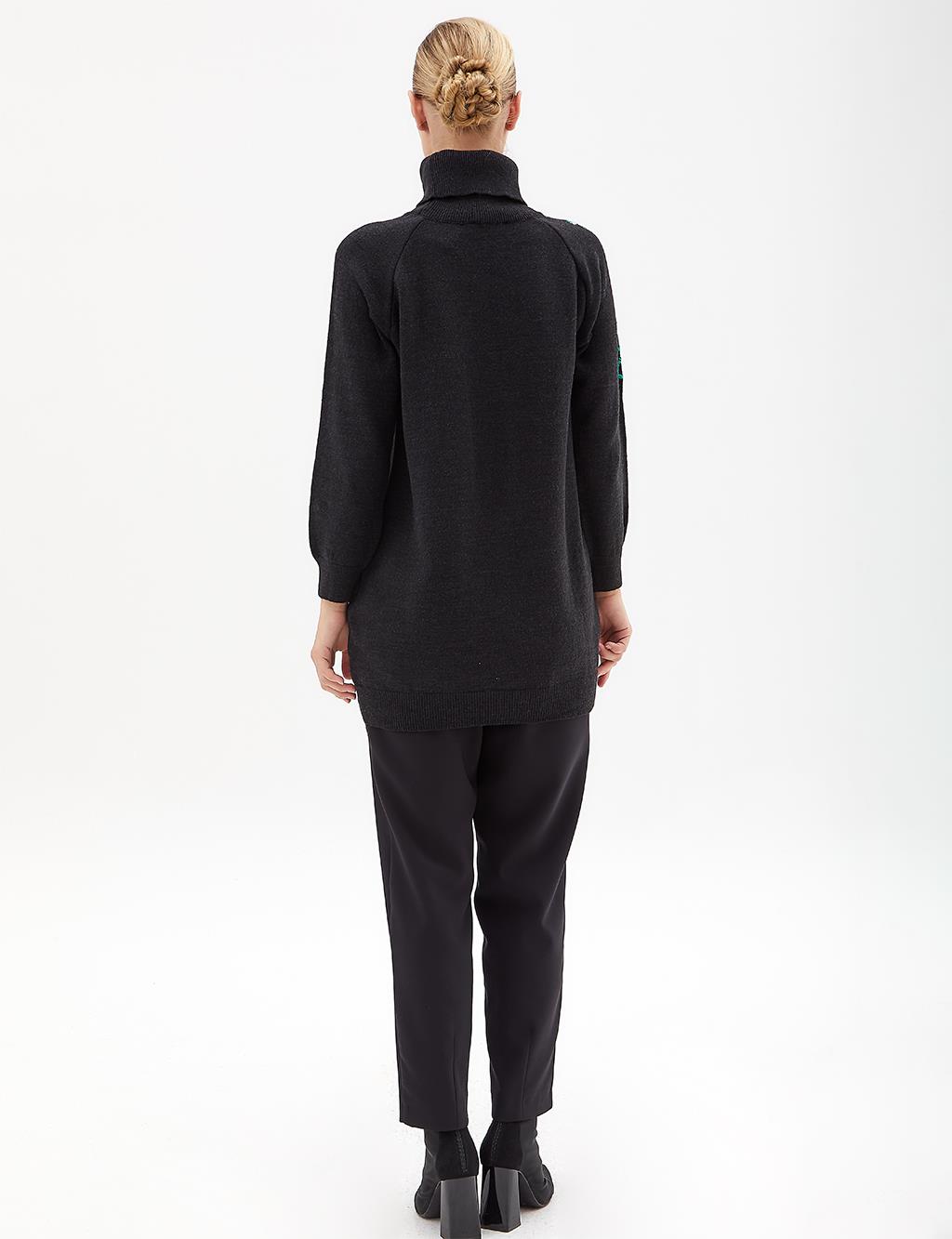 Embroidered Shoulder Knit Tunic Black