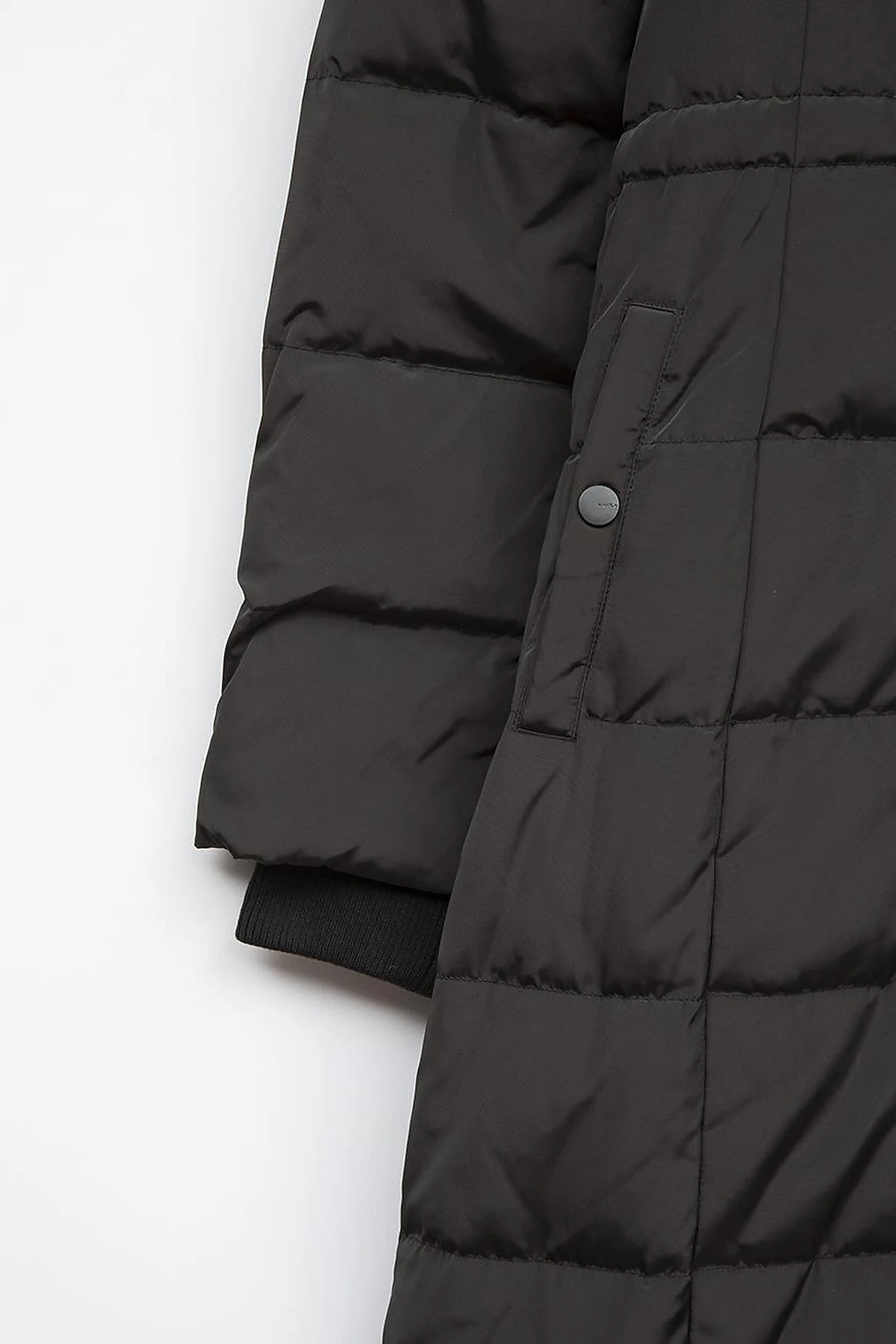Black Long Goose Down Puffer Coat with Drawstring Waist