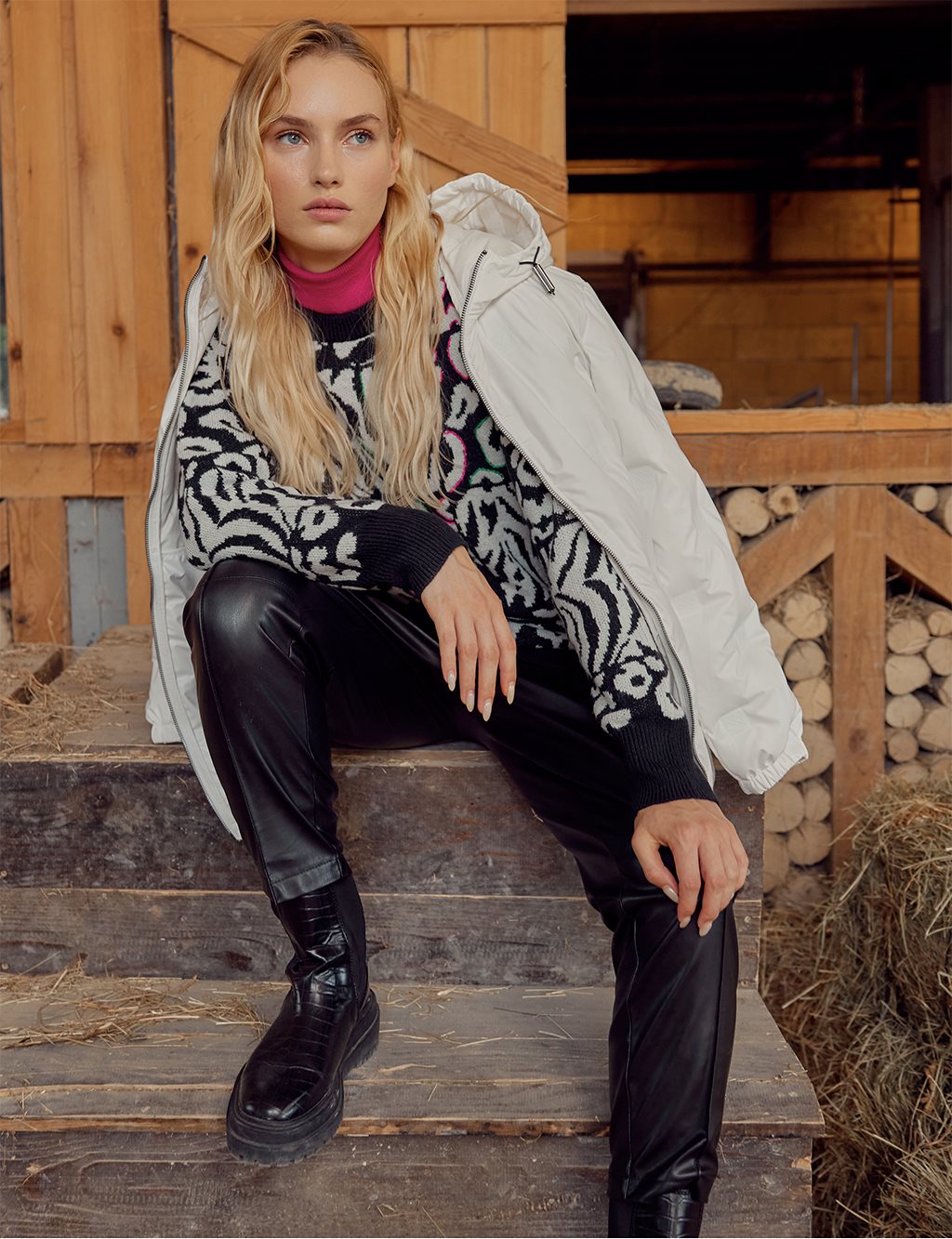 Exclusive Abstract Patterned Knitwear Tunic Black-Optical White