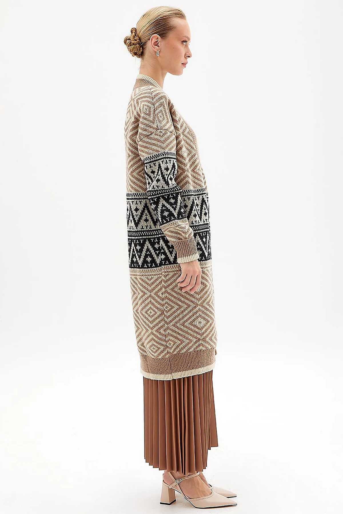 Exclusive Ethnic Patterned Knitwear Cardigan Beige