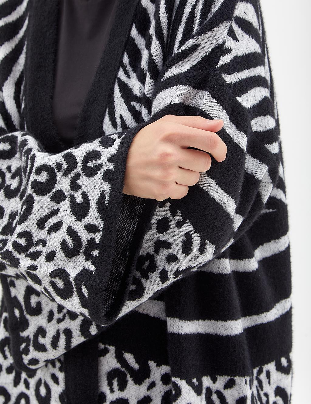 Animal Print Mix Knit Cardigan Black