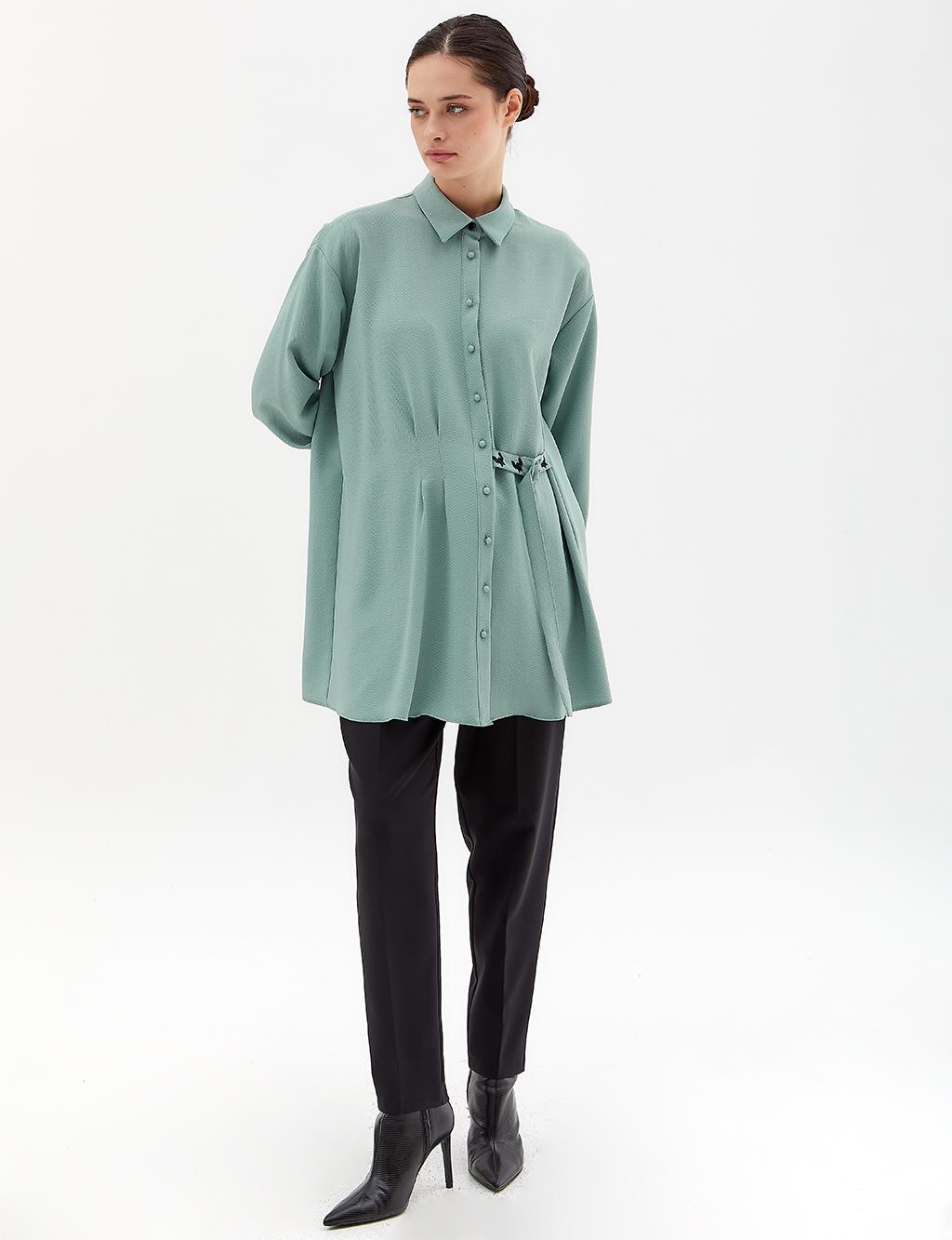 Goose Feet Embroidered Buttoned Shirt Ice Green