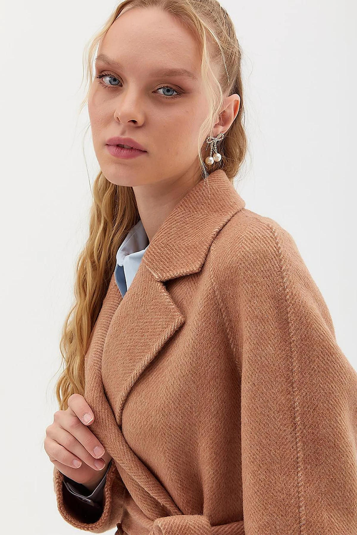 Premium Wool Raglan Sleeve Belted Coat Camel