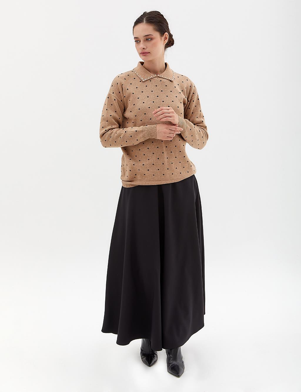 Polka Dot Bead Embroidered Knitwear Sweater Beige Navy Blue