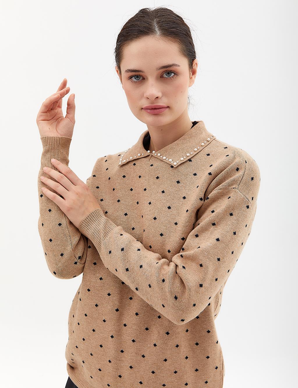 Polka Dot Bead Embroidered Knitwear Sweater Beige Navy Blue