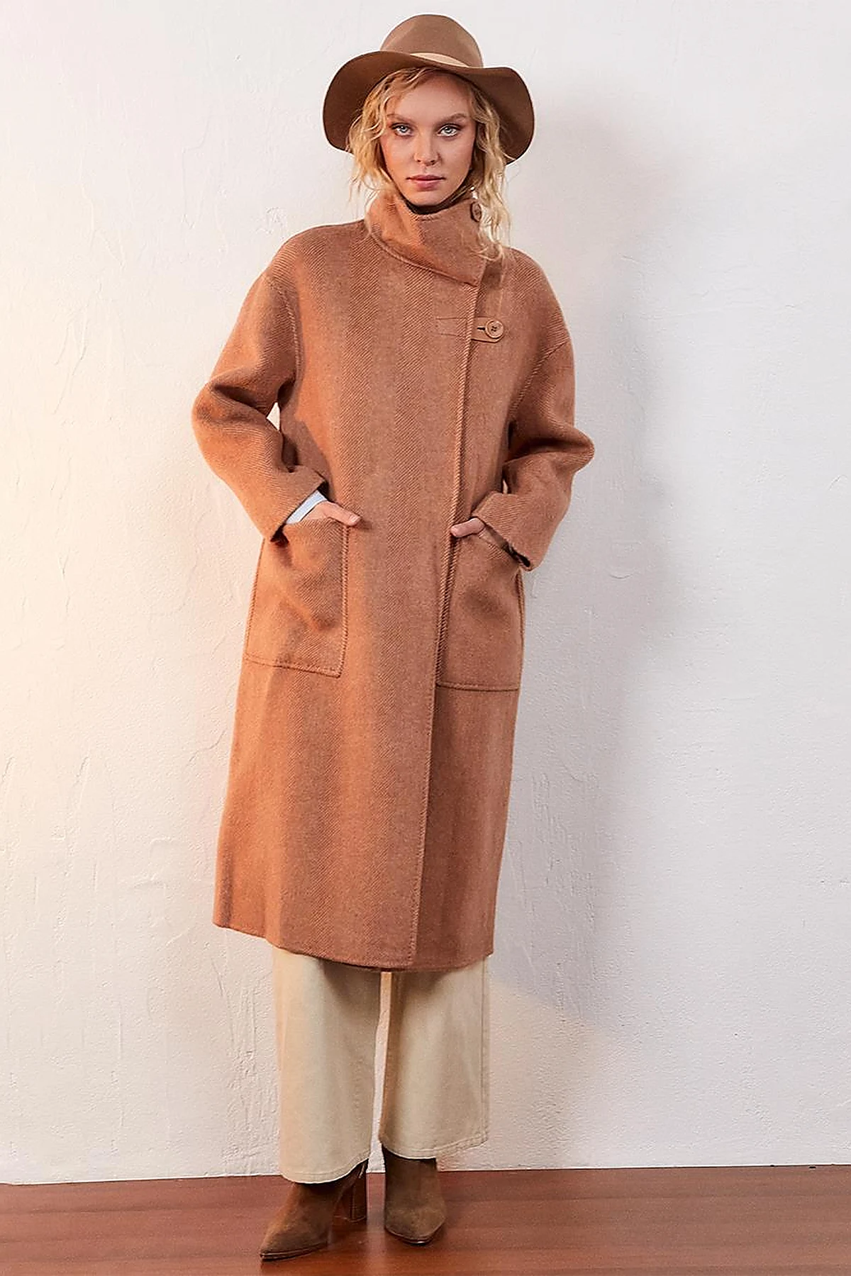 Premium Wool Double Pocket Double Breasted Coat Camel