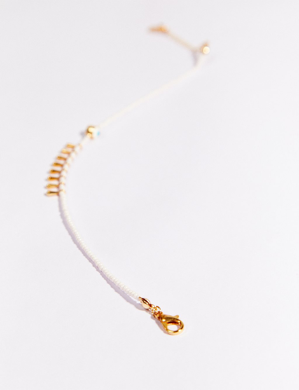 Drop-Shaped Bead Sequined Anklet in Off-White