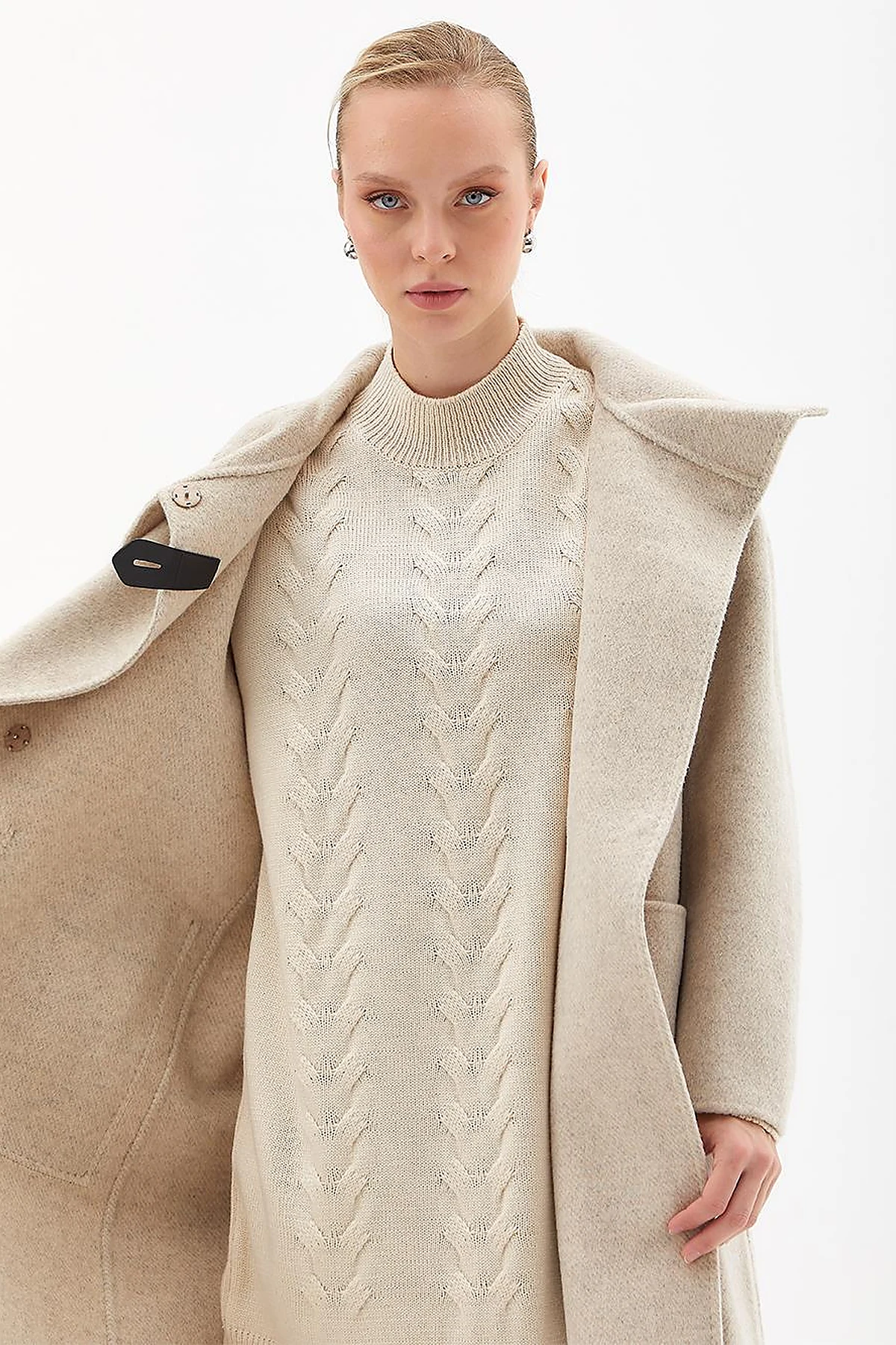 Premium Wool Double-Breasted Coat - Cream
