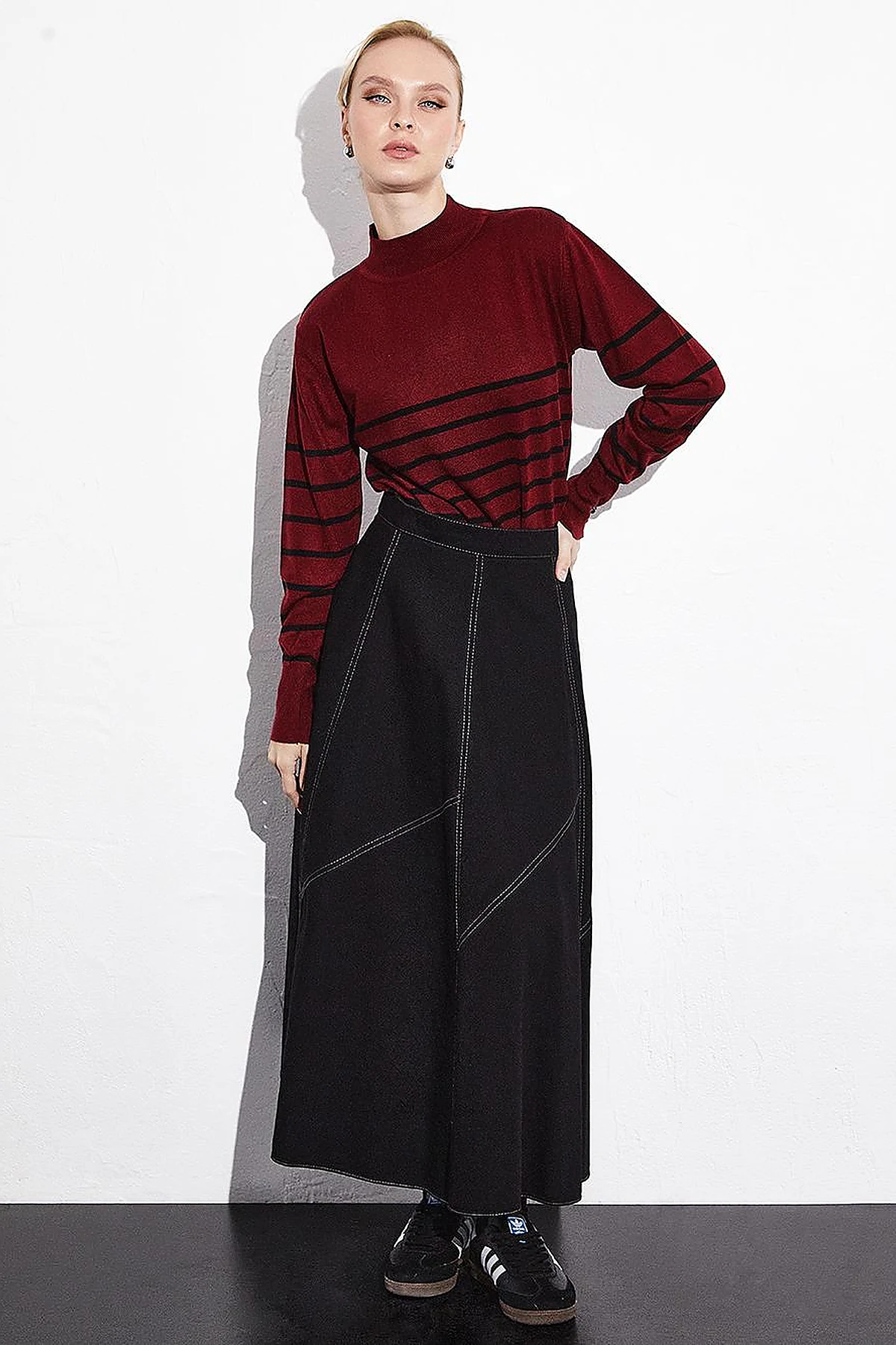 Turtleneck Striped Knitwear Sweater Claret Red Black