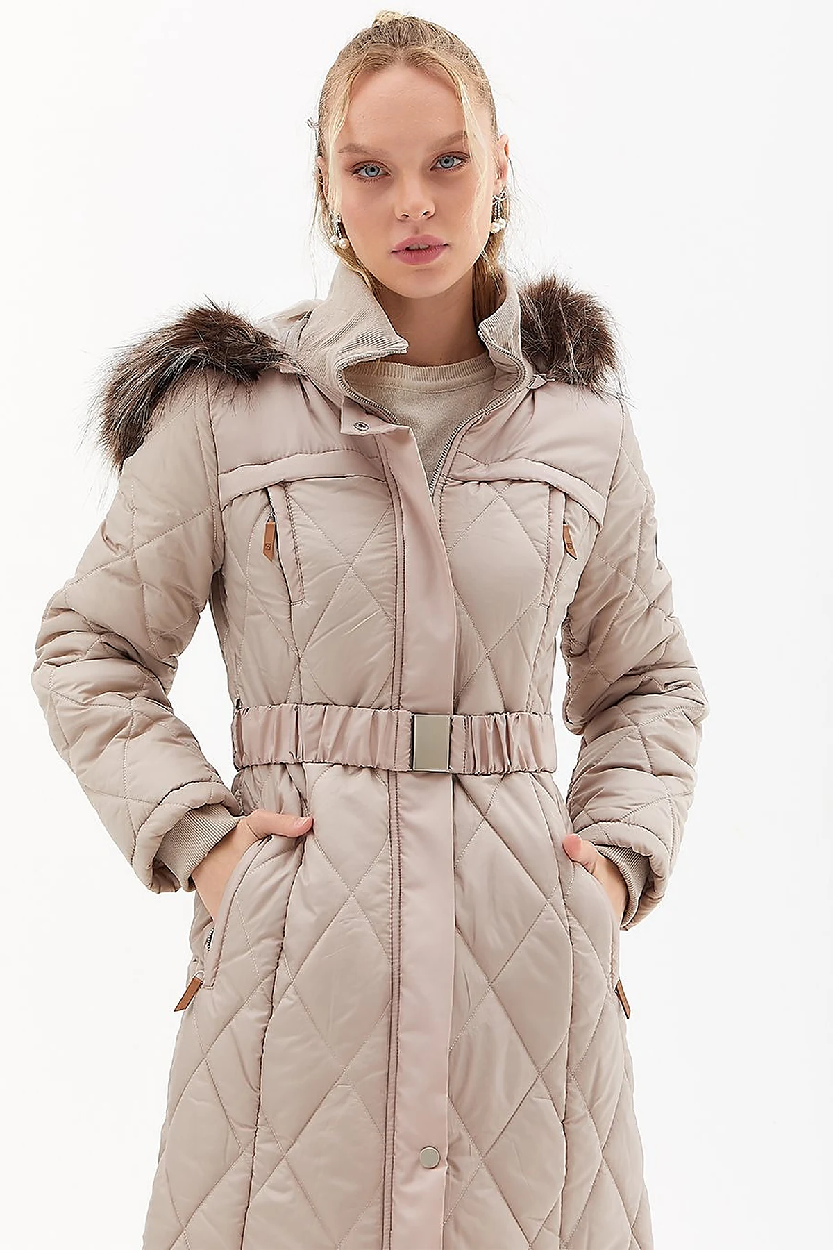Diamond Quilted Puffer Coat Cream