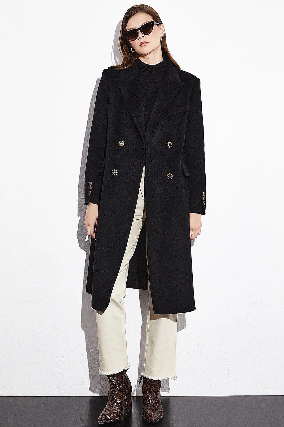 Premium Wool Double-Button Coat Black