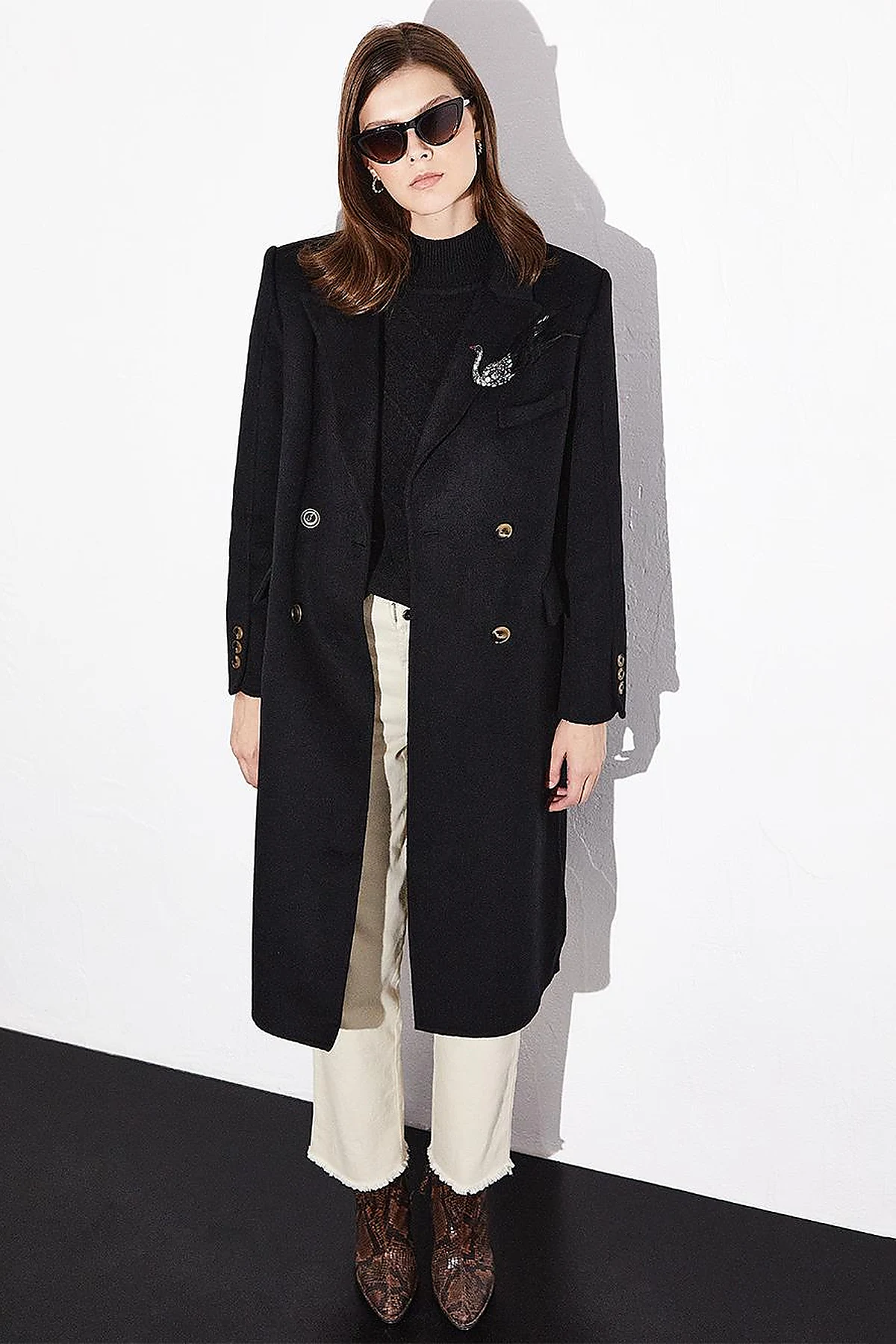 Premium Wool Double-Button Coat Black