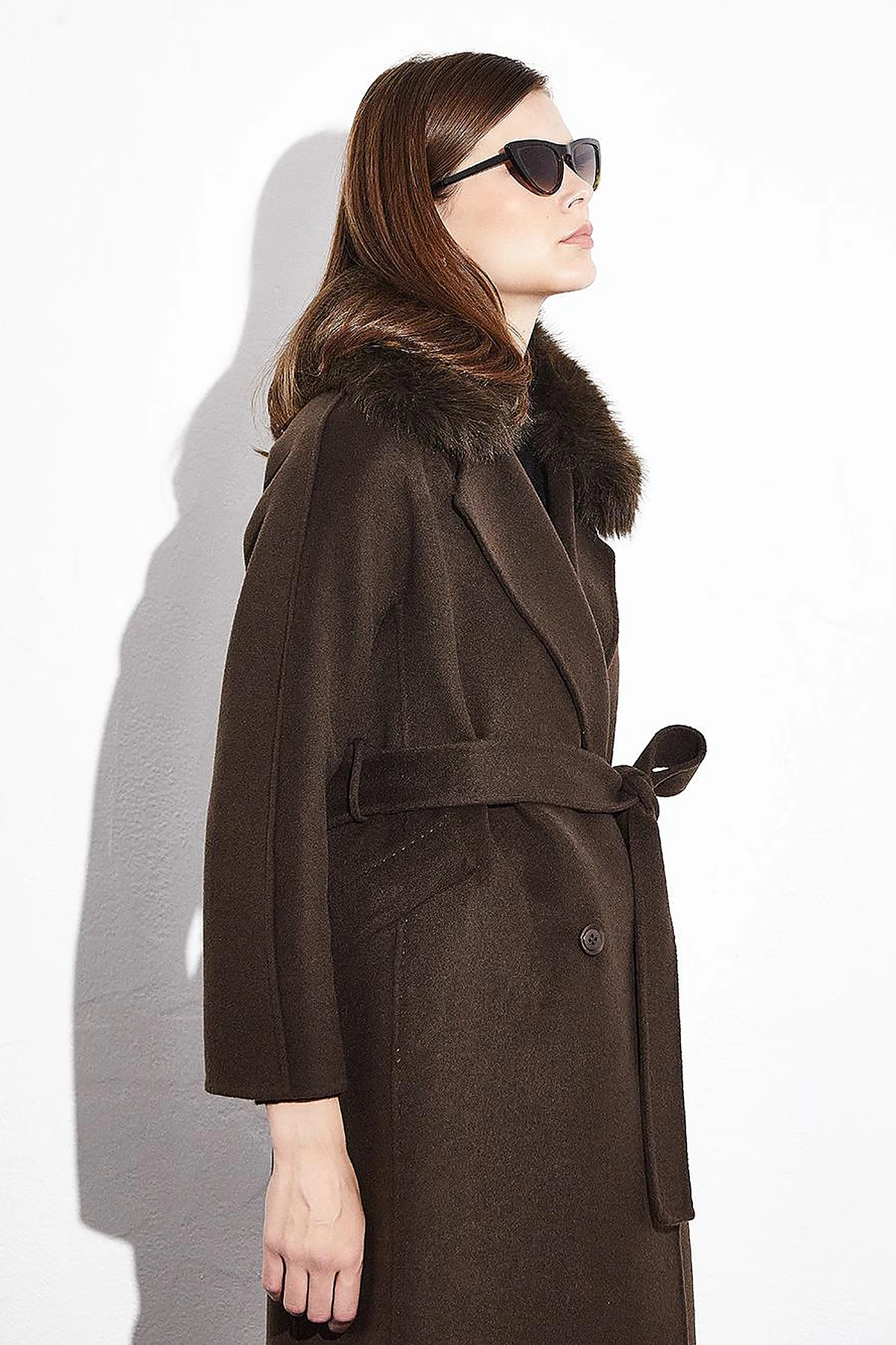 Premium Yün Kürklü Kruvaze Düğmeli Kaban Koyu Kahve